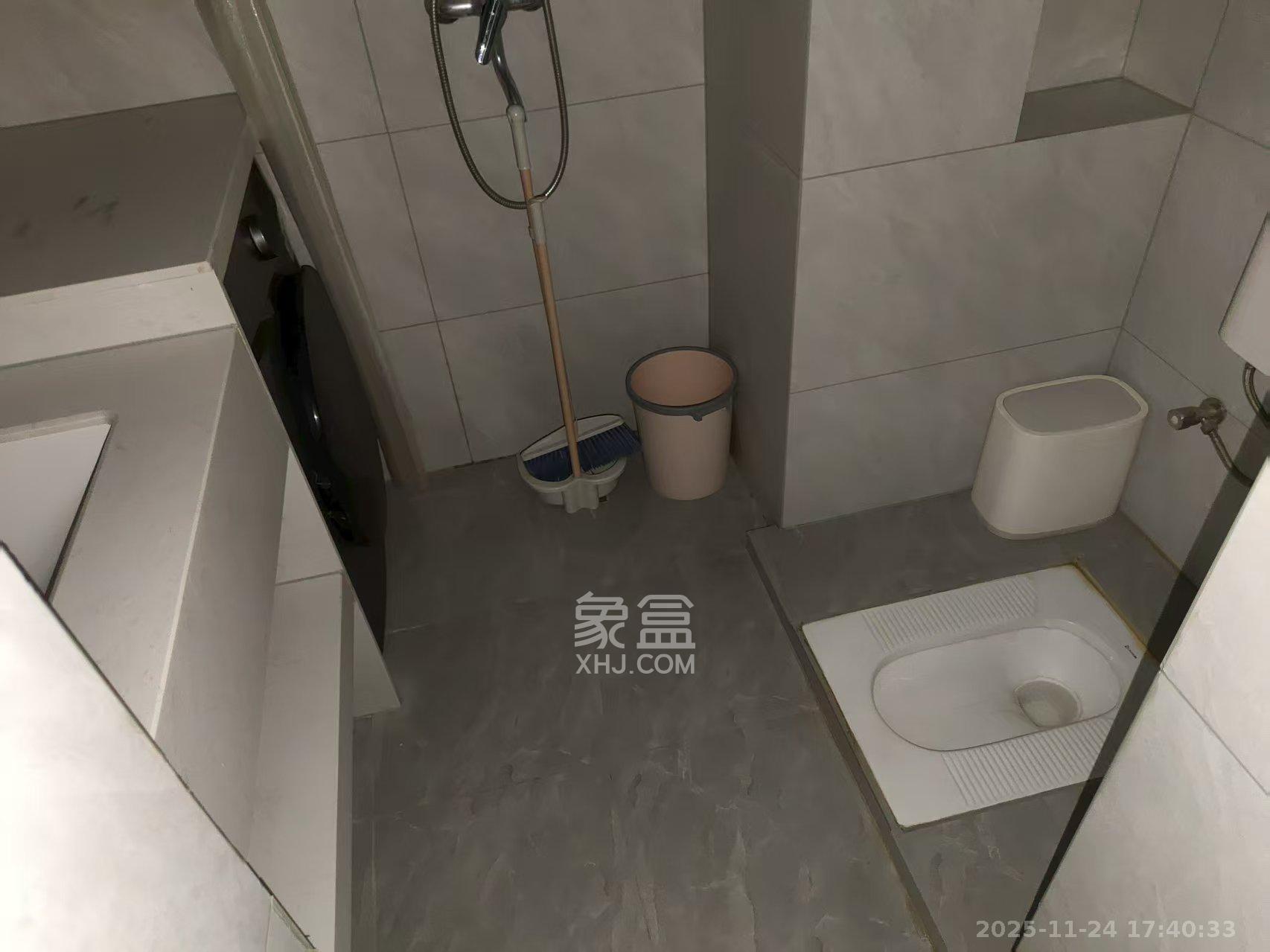 梅溪湖金茂湾  1室1厅1卫    1600.0元/月室内图