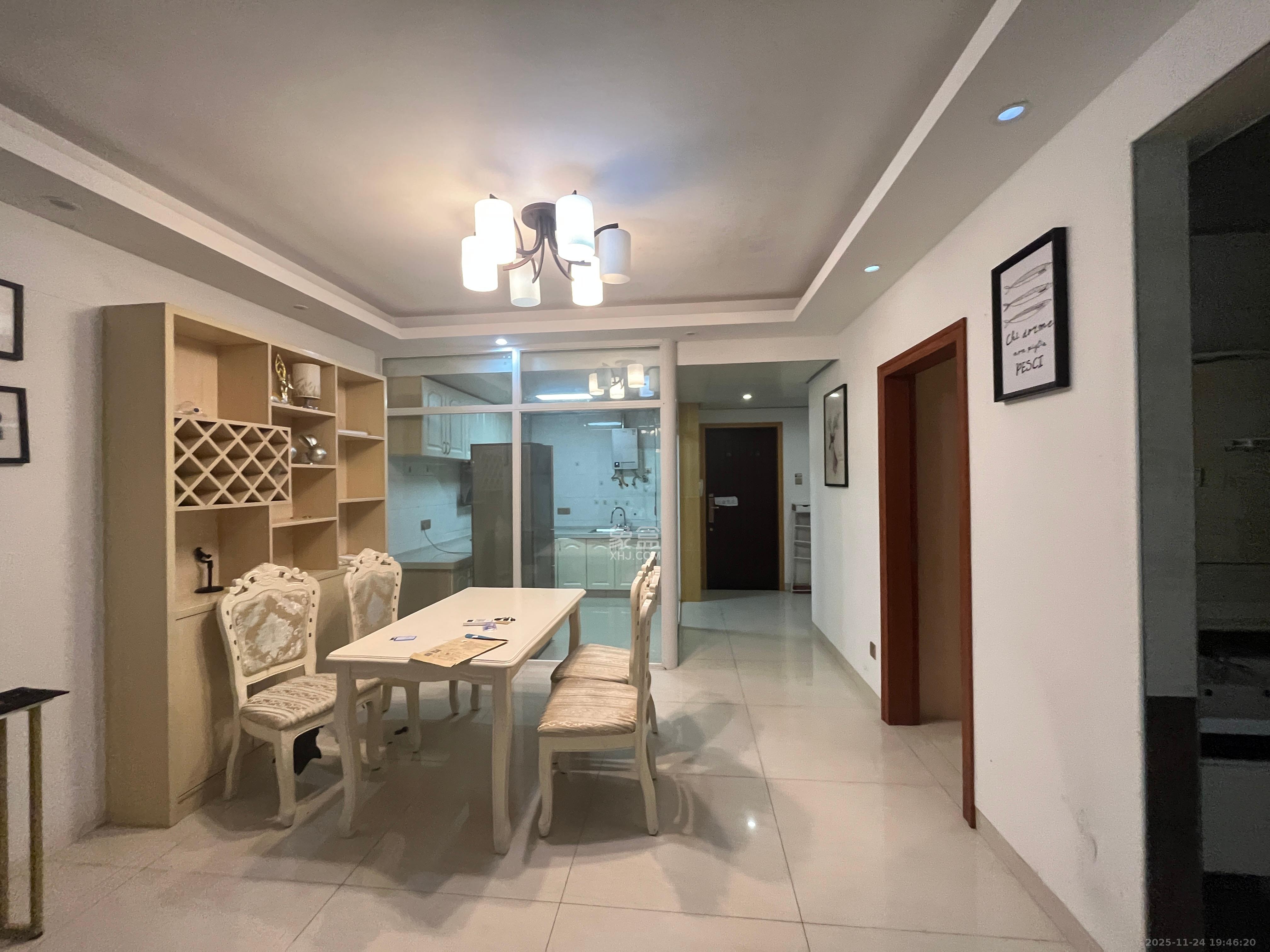 融科檀香山（融科紫檀、香山国际）  2室2厅1卫    2900.0元/月室内图