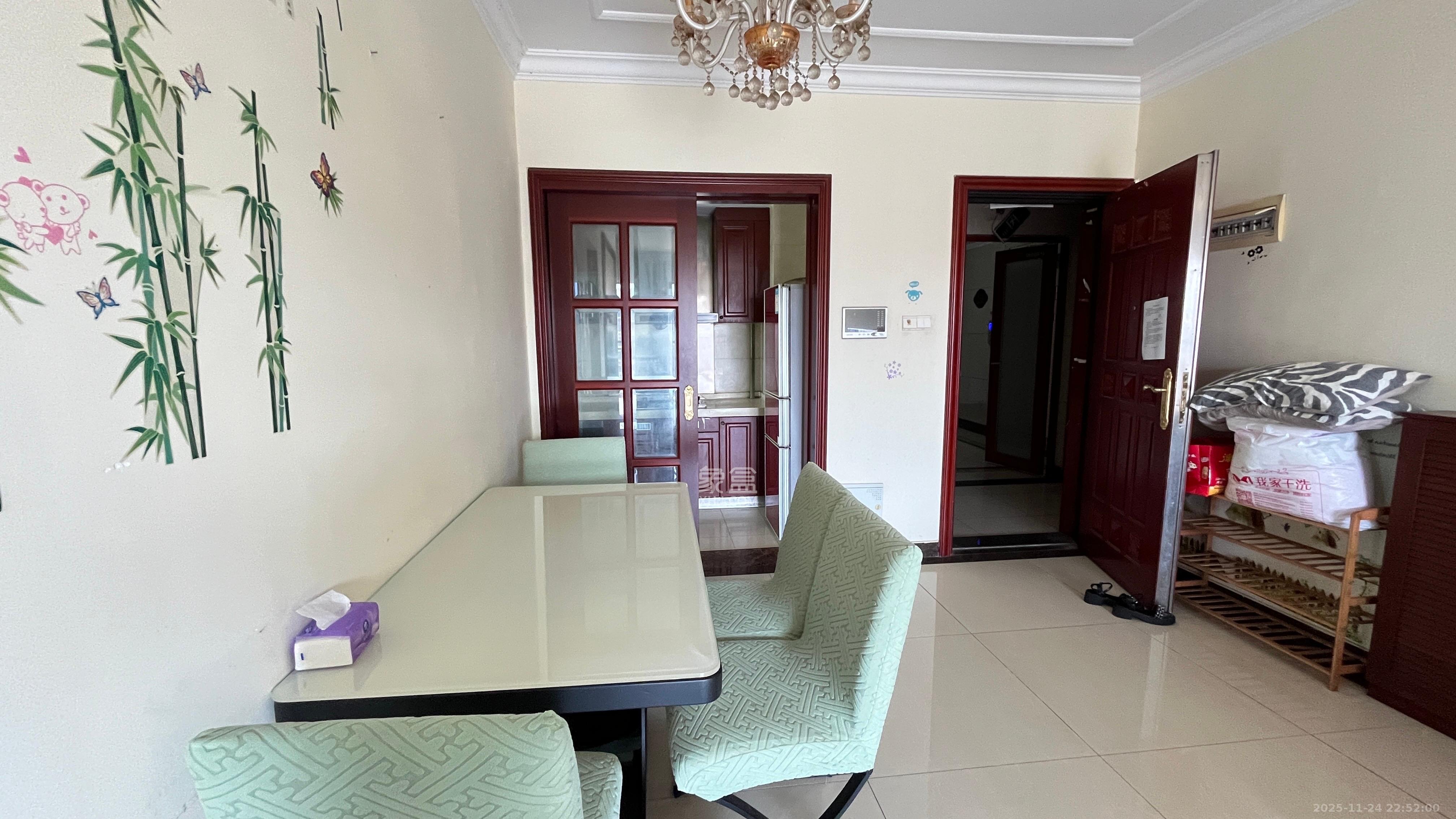 恒大雅苑  2室2厅1卫    2300.0元/月室内图