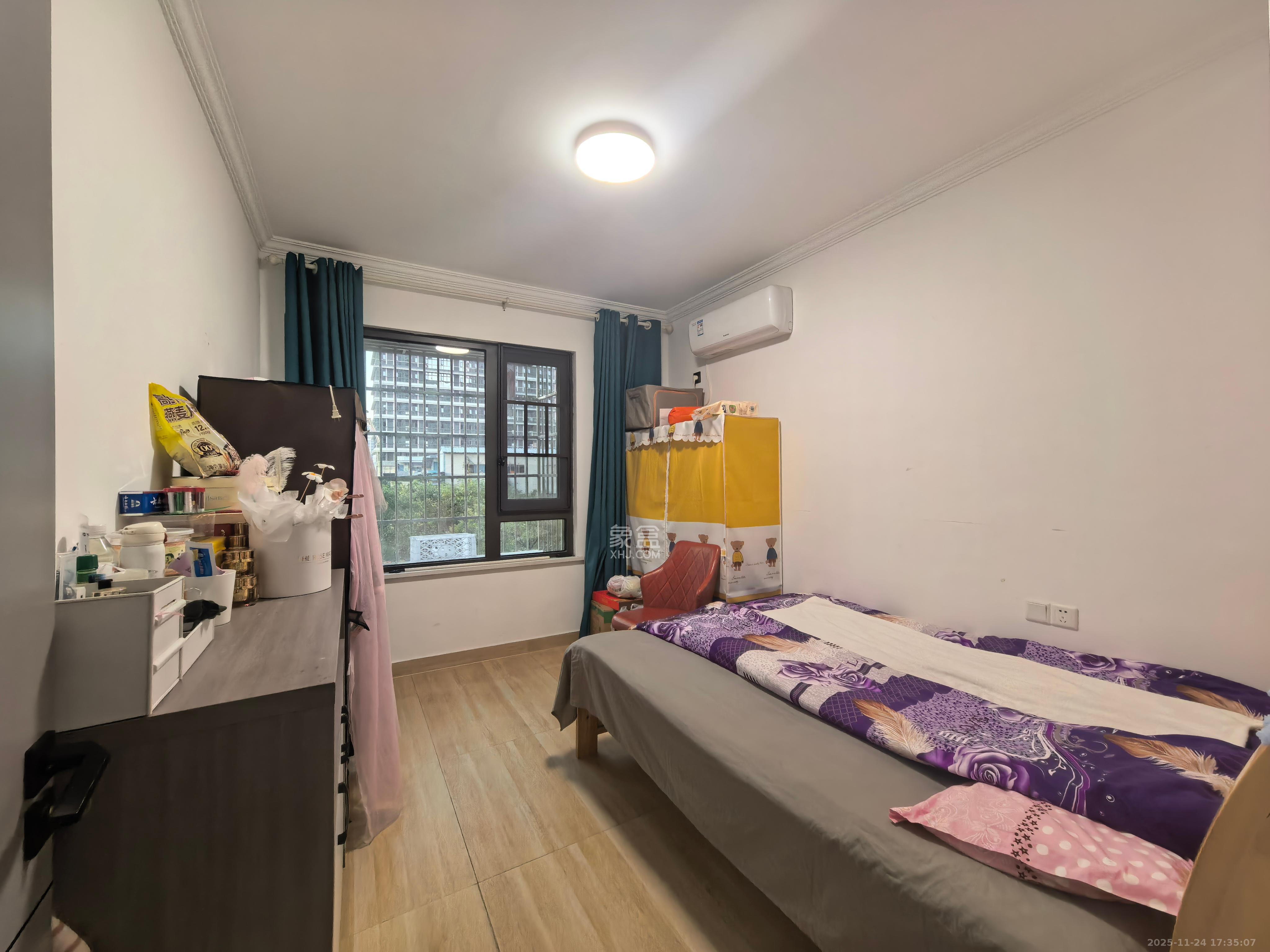 东宜新园  3室2厅2卫    2500.0元/月室内图