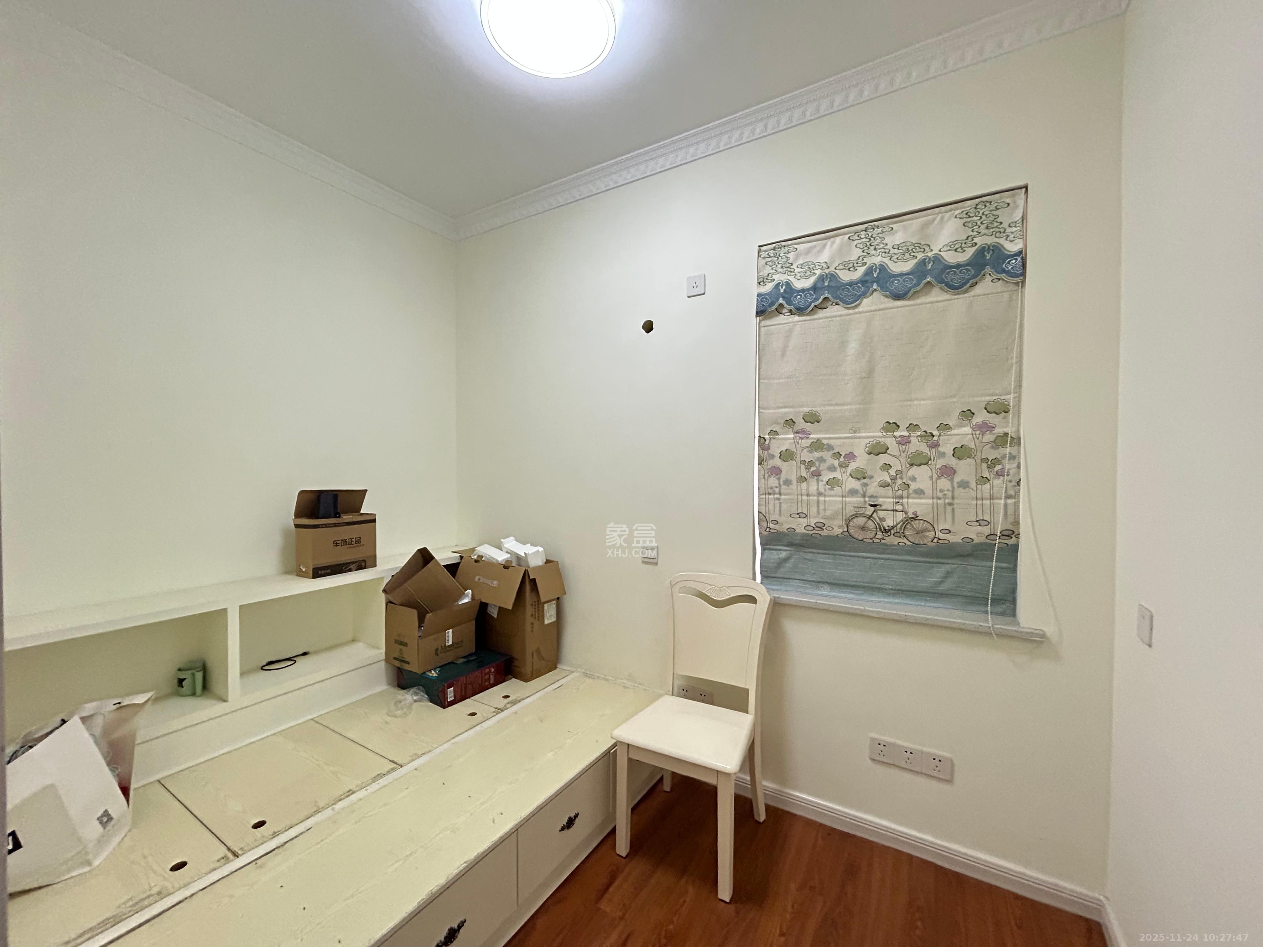 长盛岚庭 3室2厅1卫 2600.0元/月 长盛岚庭 3室2厅1卫 2600.0元/月室内图