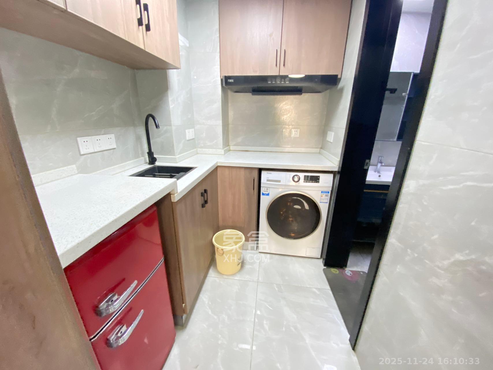 佳兆业云顶梅溪湖(佳兆业梅溪荟) 1室1厅1卫 1400.0元/月 佳兆业云顶梅溪湖(佳兆业梅溪荟) 1室1厅1卫 1400.0元/月室内图