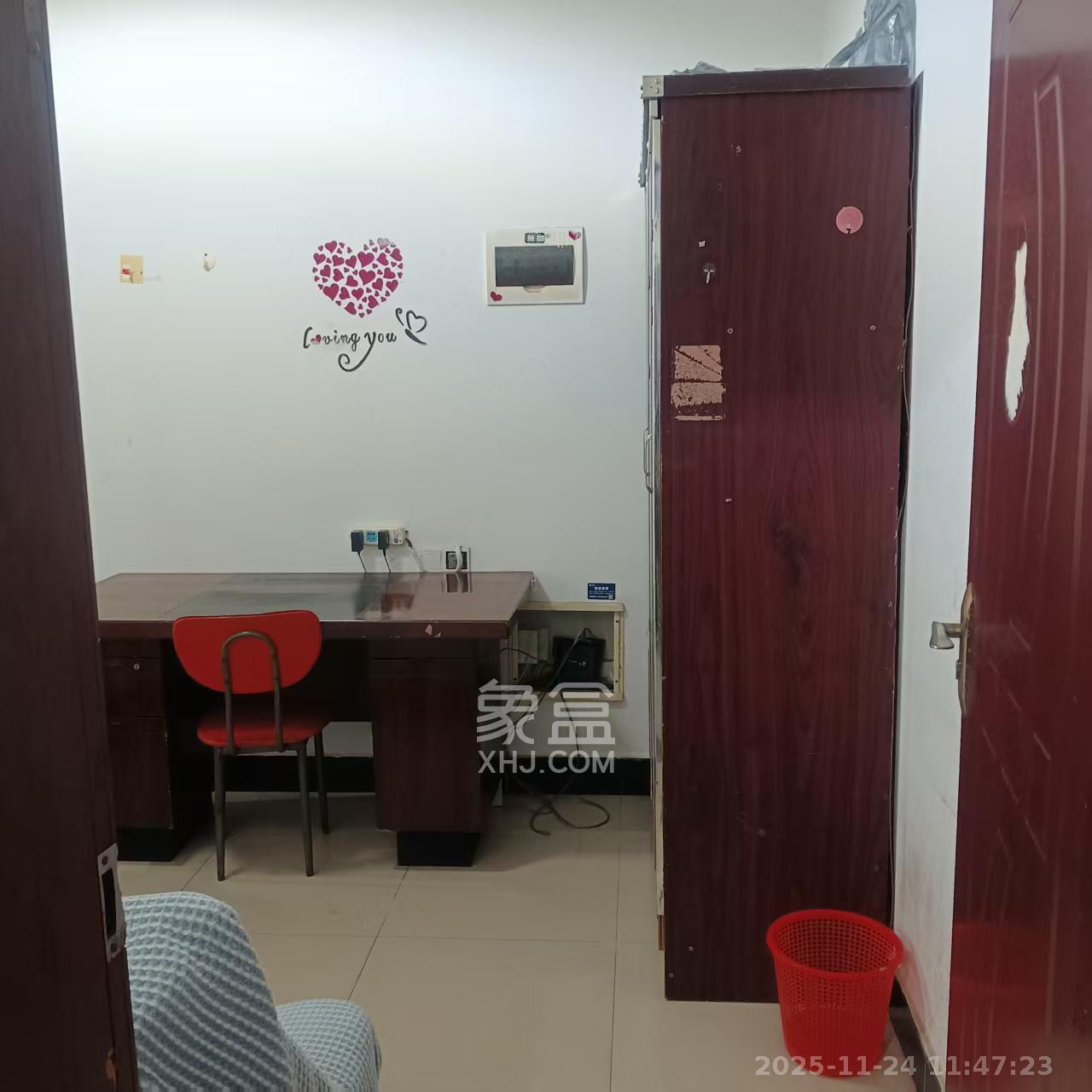 锦璨家园  1室1厅1卫    950.0元/月室内图