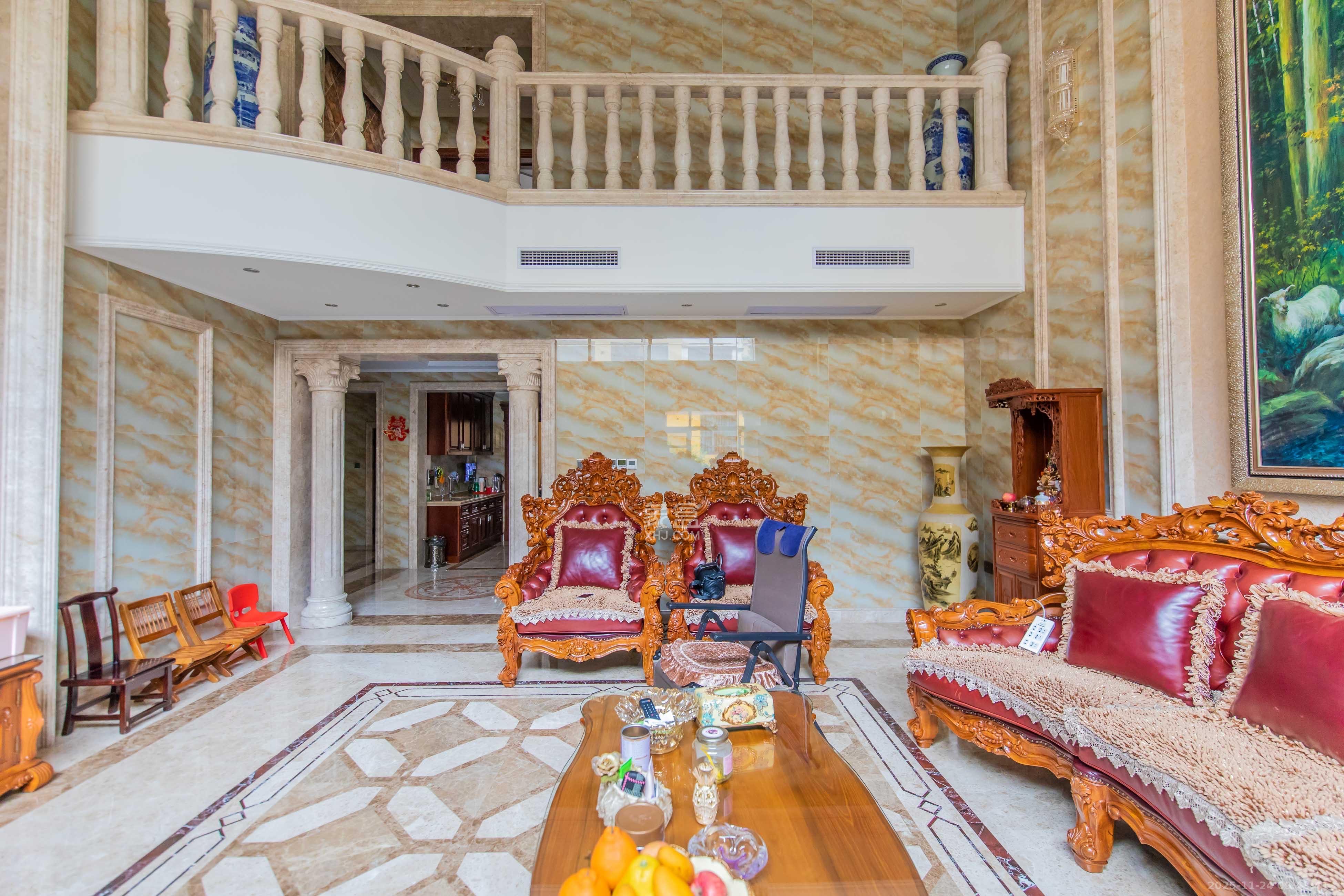 鹏基诺亚山林 7室4厅4卫 35000.0元/月 鹏基诺亚山林 7室4厅4卫 35000.0元/月室内图