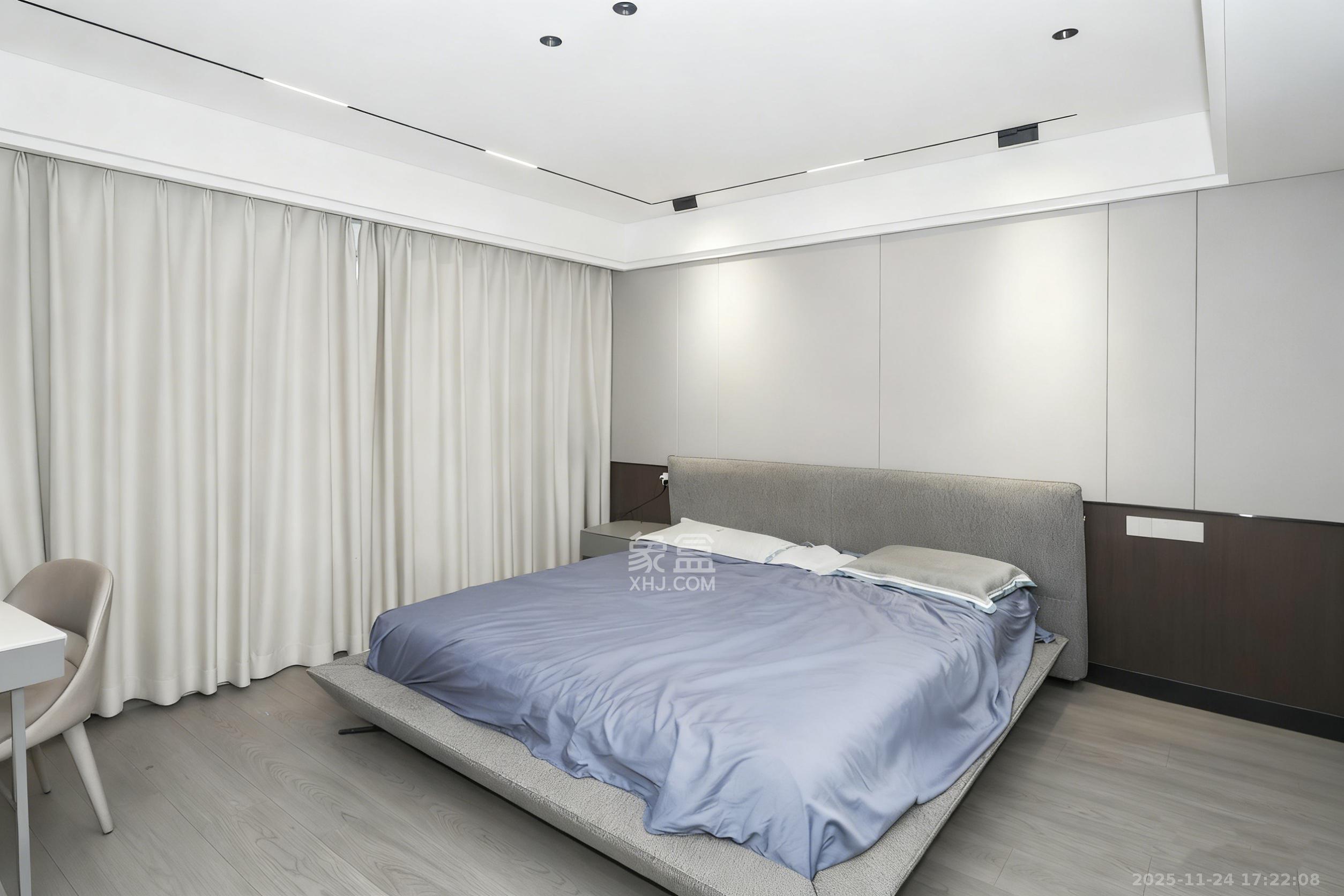 中国铁建梅溪青秀三期 4室2厅2卫 238.0万 中国铁建梅溪青秀三期 4室2厅2卫 238.0万卧室