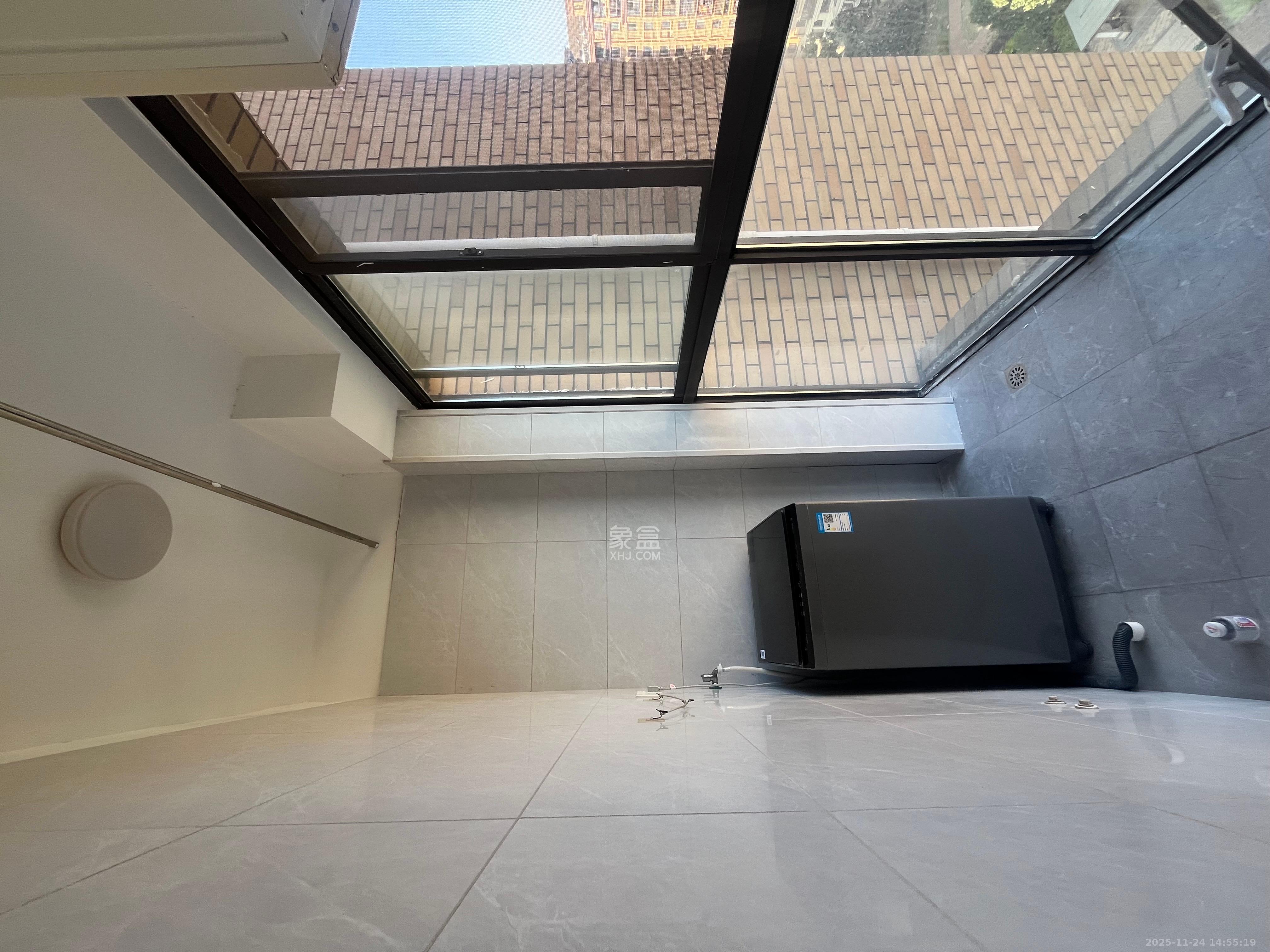 兴汝金城  1室0厅0卫    2600.0元/月室内图