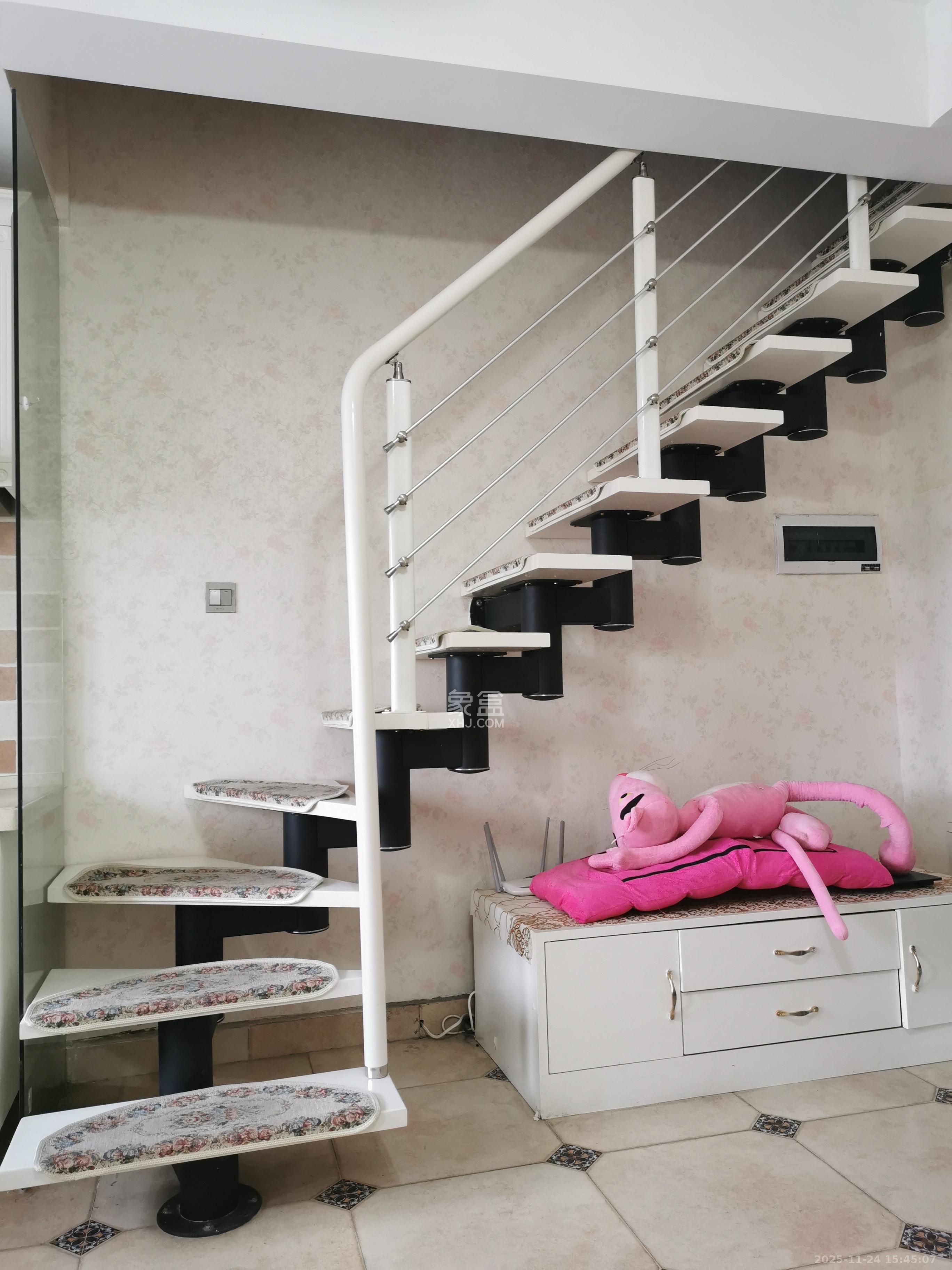 联美品格 1室1厅1卫 1800.0元/月 联美品格 1室1厅1卫 1800.0元/月室内图