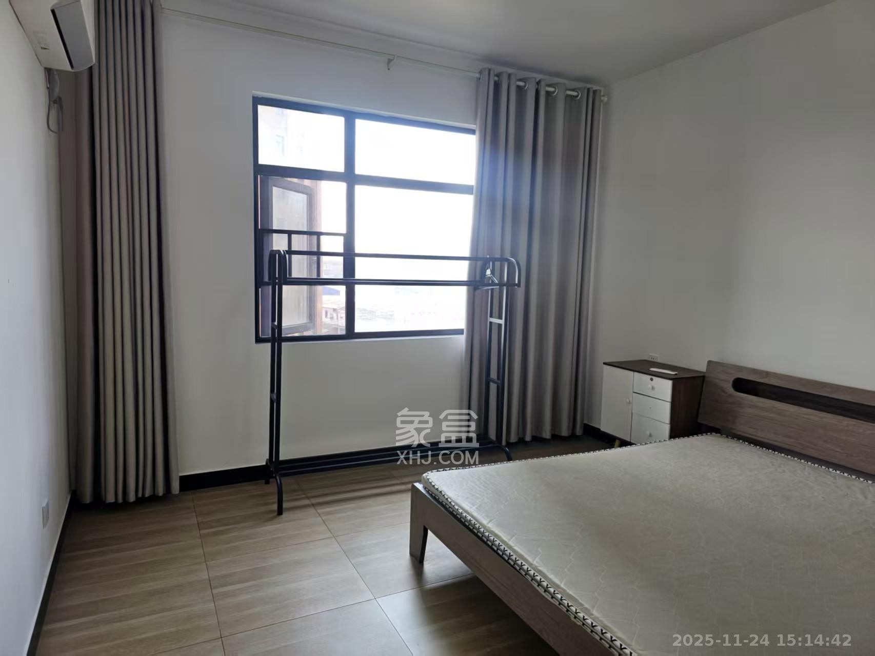 中央美郡 3室2厅2卫 3000.0元/月 中央美郡 3室2厅2卫 3000.0元/月室内图