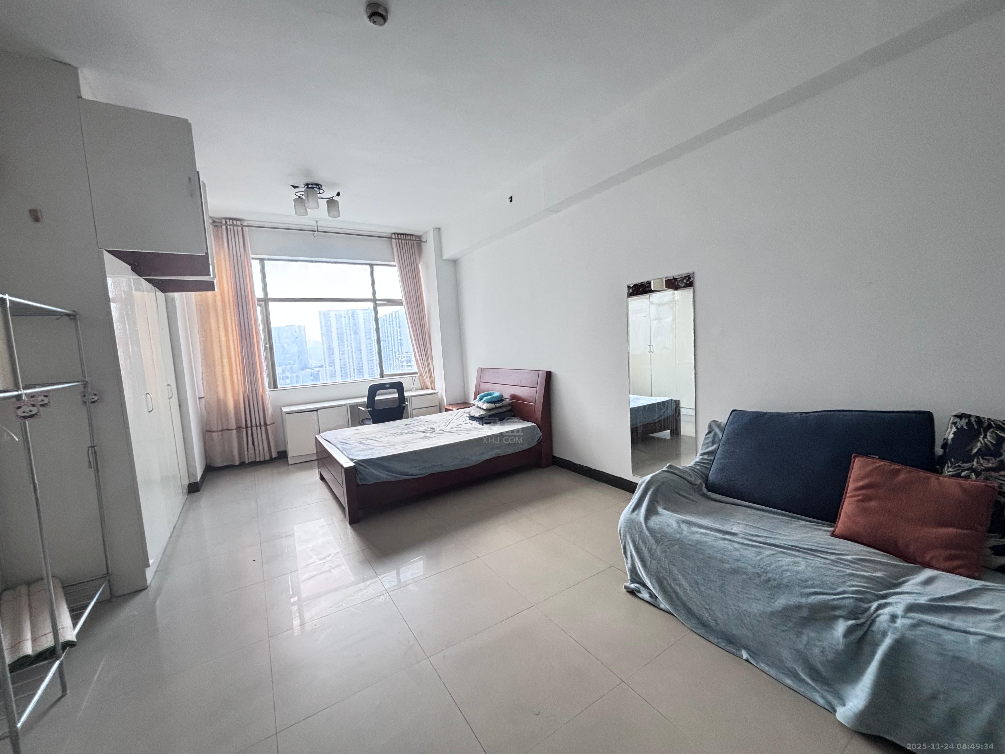 时尚新天地（平和堂）  1室1厅1卫    1100.0元/月