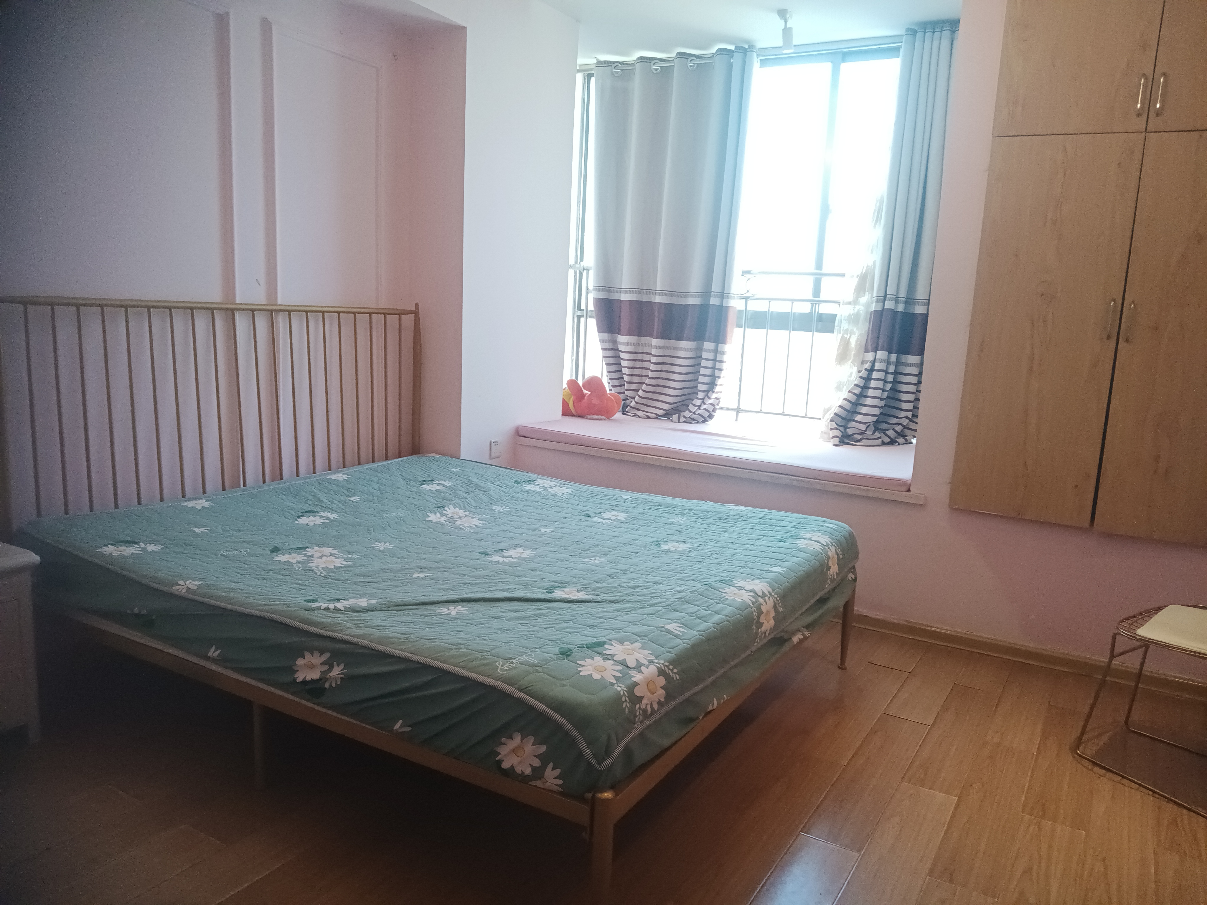 和平路行政公馆 1室1厅1卫 1100.0元/月 和平路行政公馆 1室1厅1卫 1100.0元/月室内图