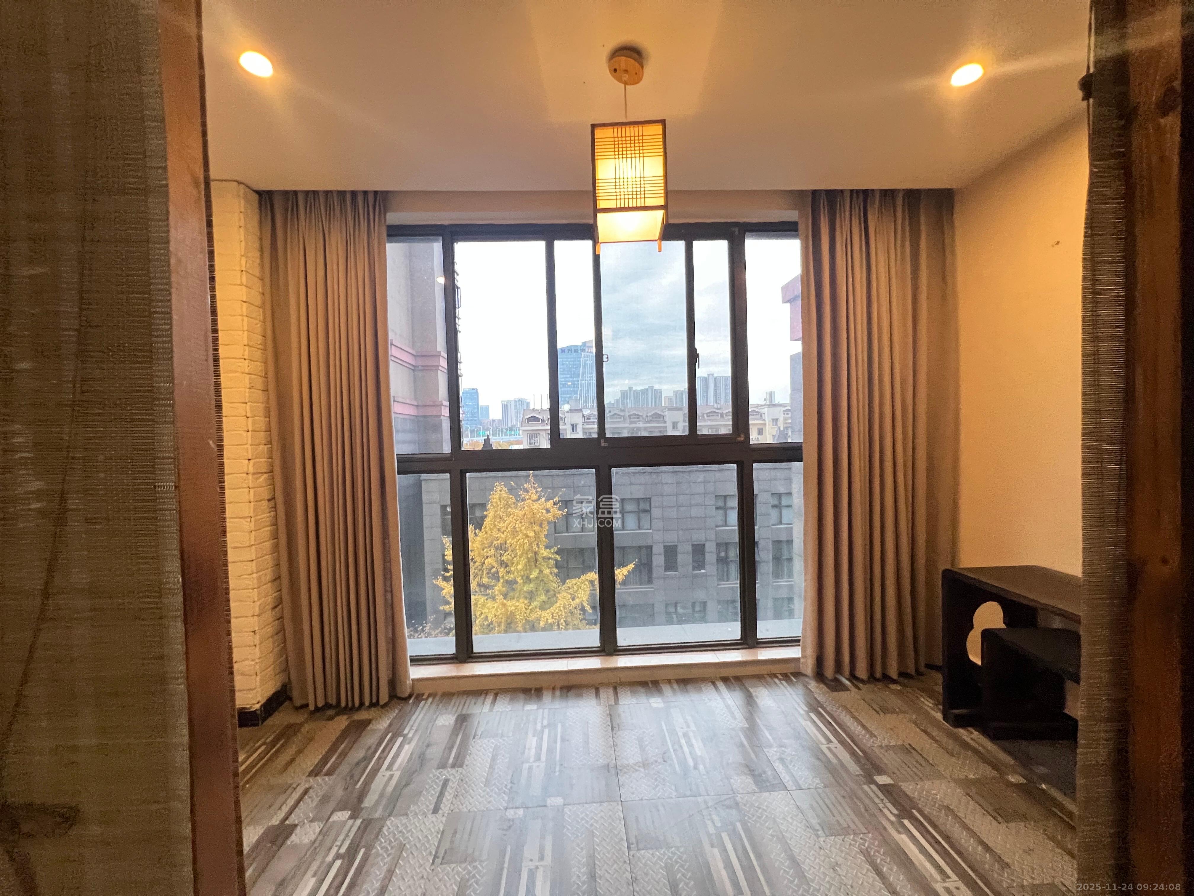 华晨国际公馆  1室0厅0卫    7500.0元/月室内图