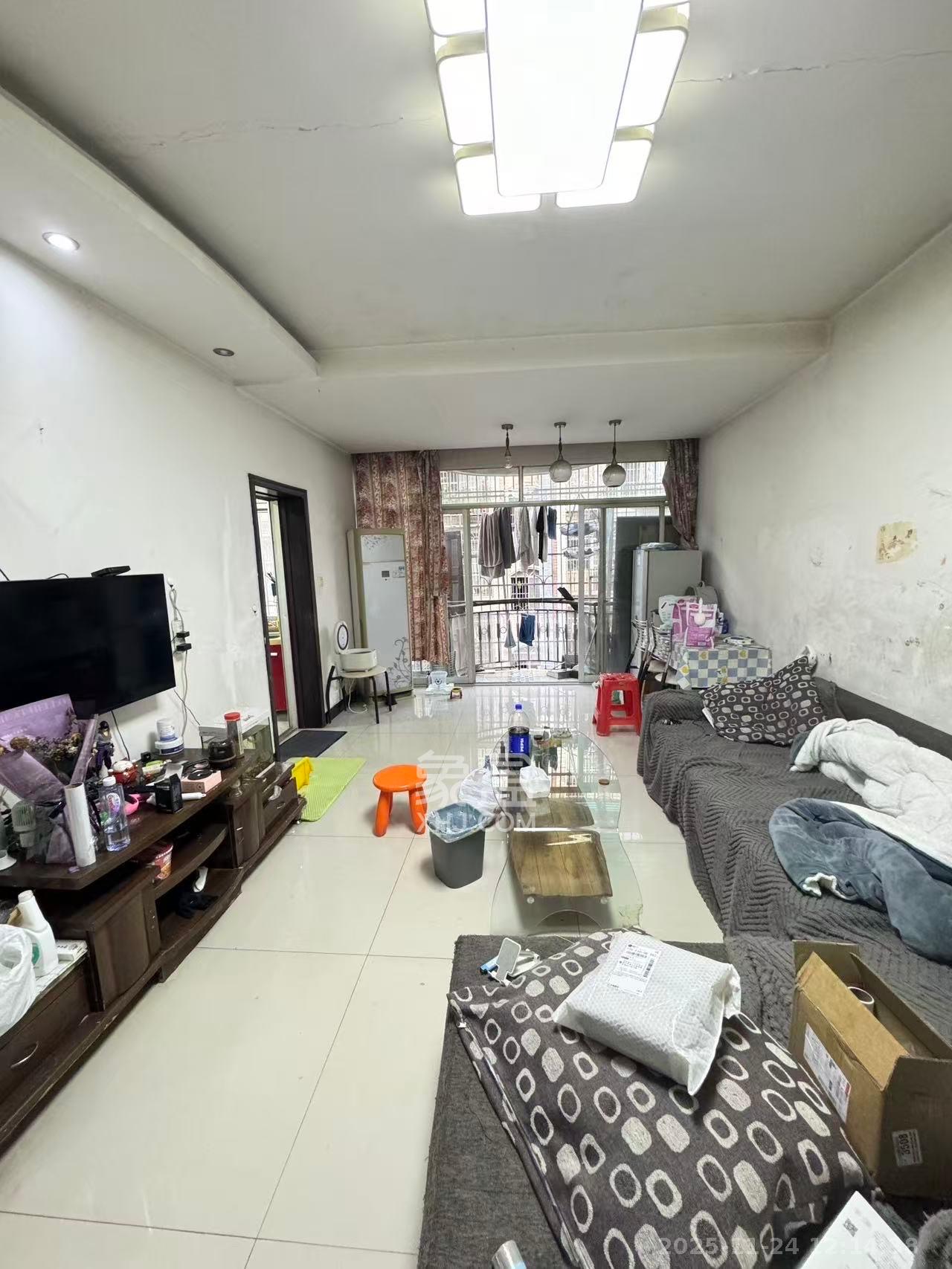 新塘垅小区（高桥物流园）  2室1厅1卫    1400.0元/月室内图