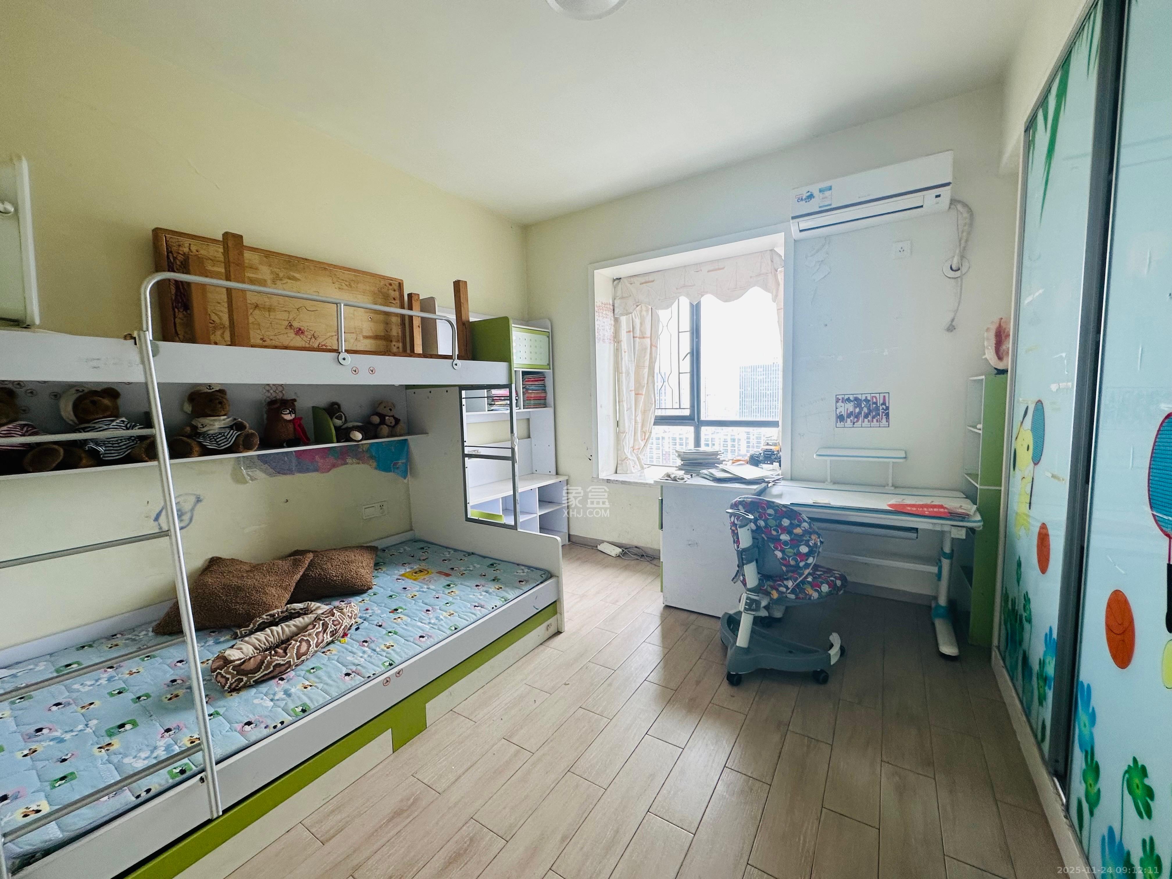 尚东紫郡  3室1厅1卫    2500.0元/月室内图