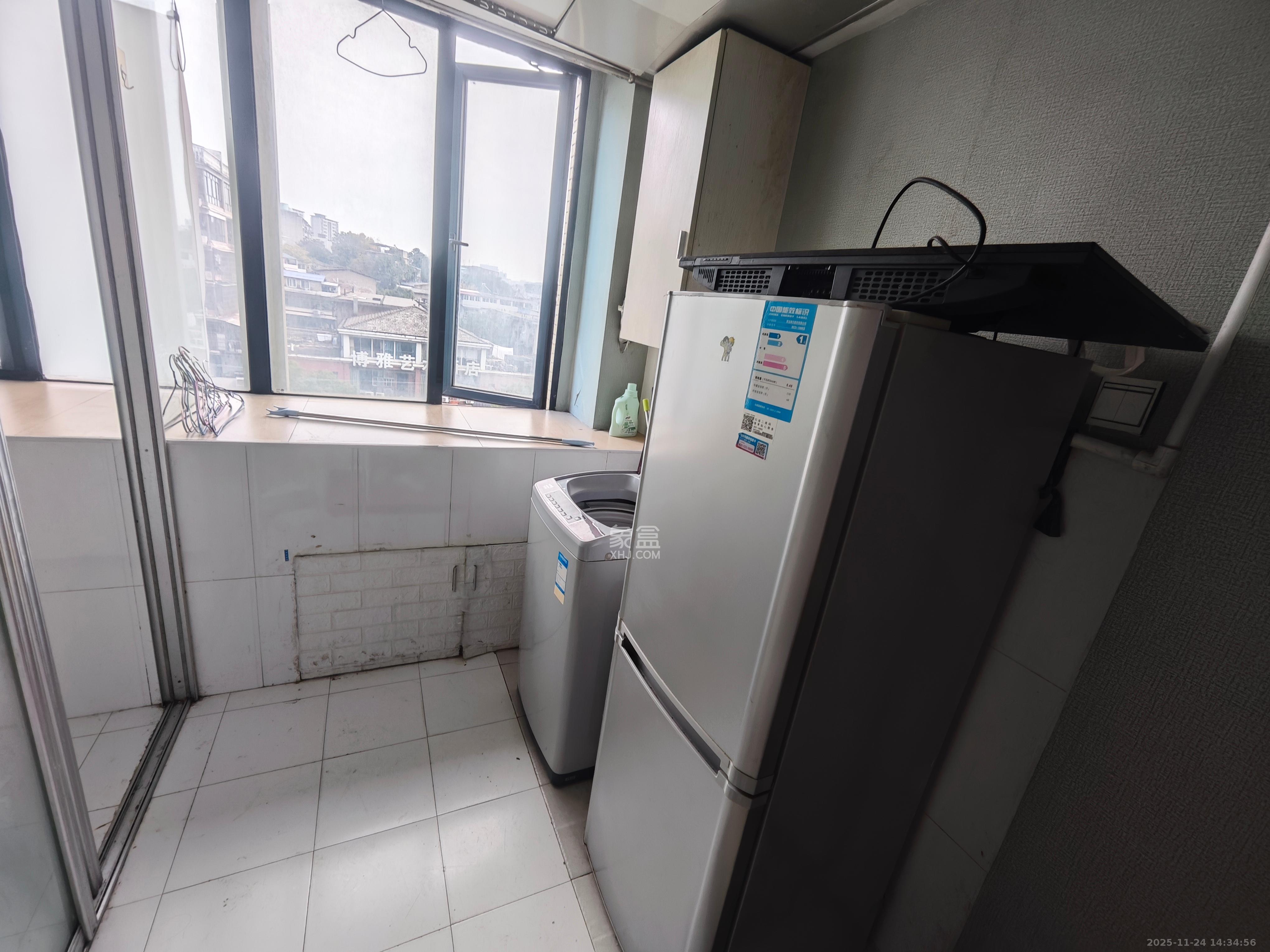 观园国际公寓 1室0厅1卫 1400.0元/月 观园国际公寓 1室0厅1卫 1400.0元/月室内图