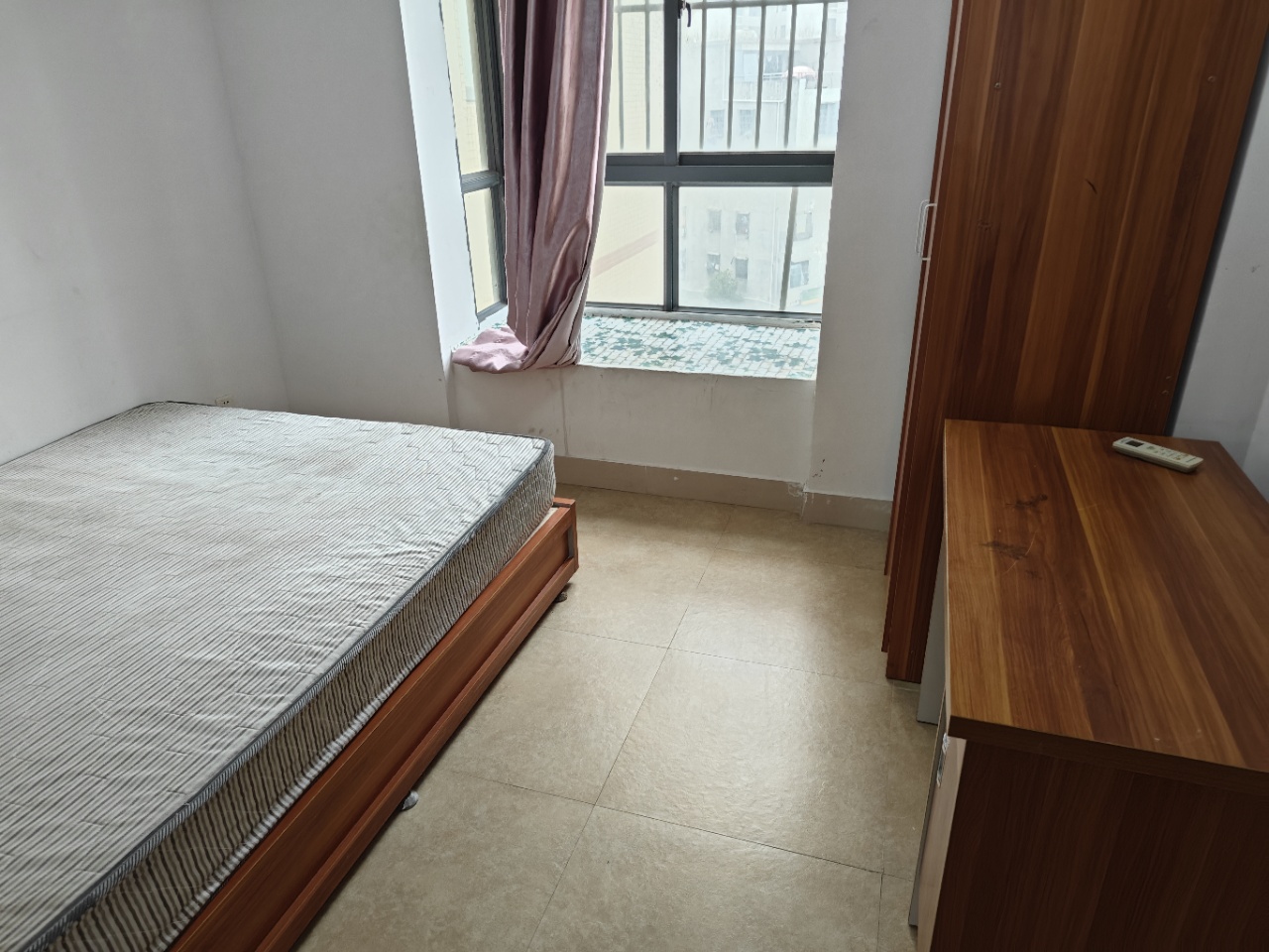 南海幸福汇  3室2厅2卫    2500.0元/月室内图1