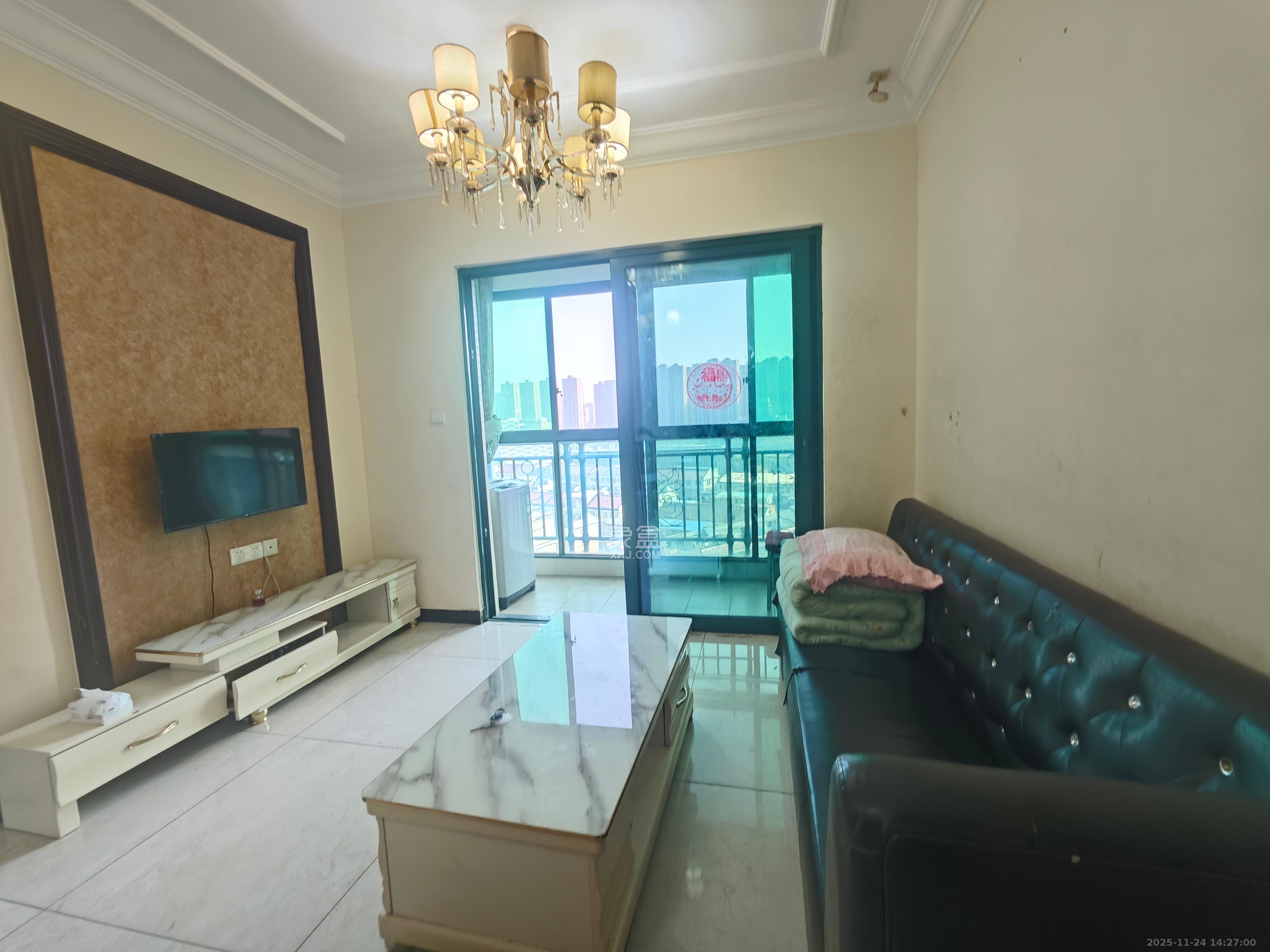 恒大翡翠华庭 2室2厅1卫 1600.0元/月 恒大翡翠华庭 2室2厅1卫 1600.0元/月室内图