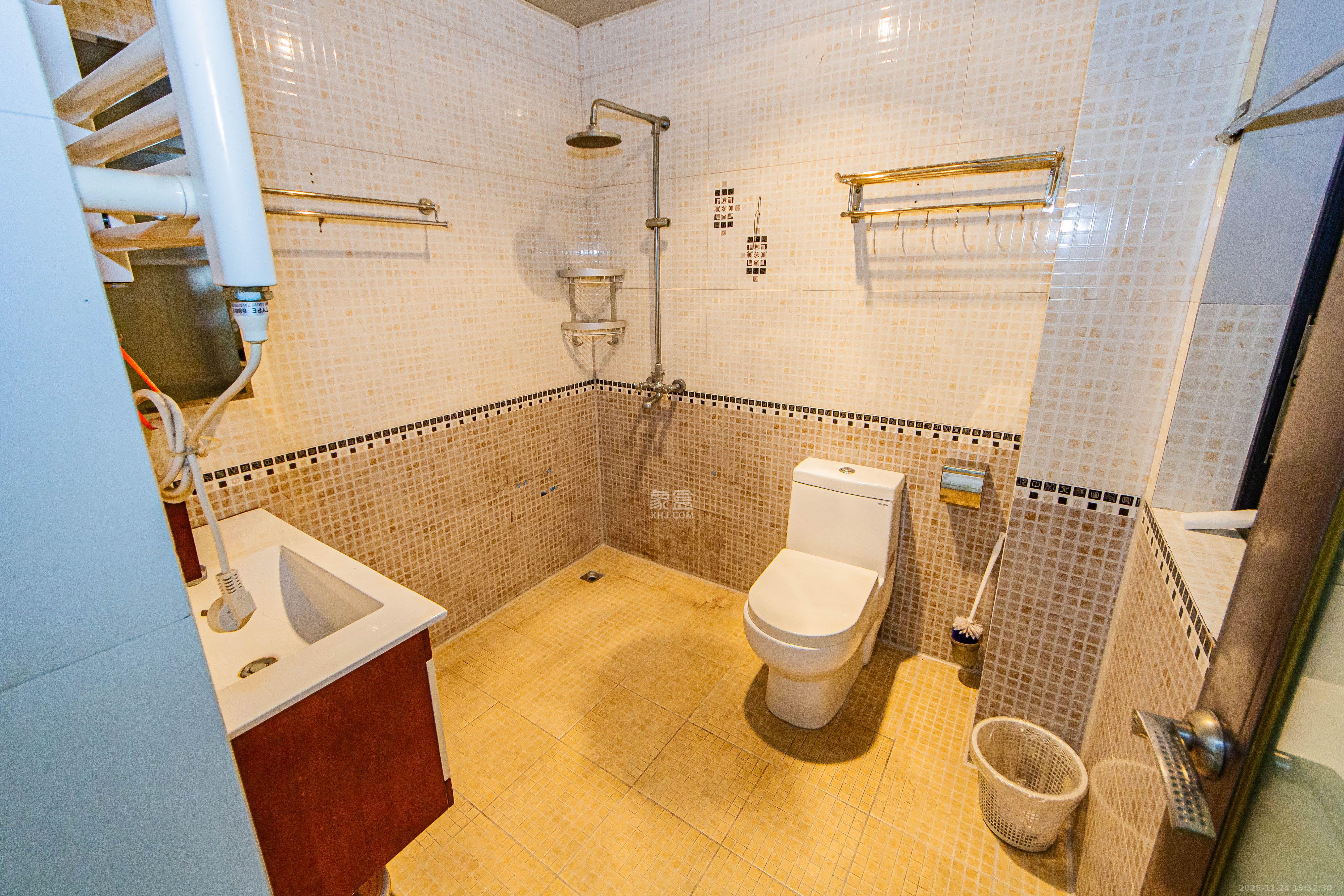 湘江世纪城星江苑  2室1厅1卫    2300.0元/月室内图