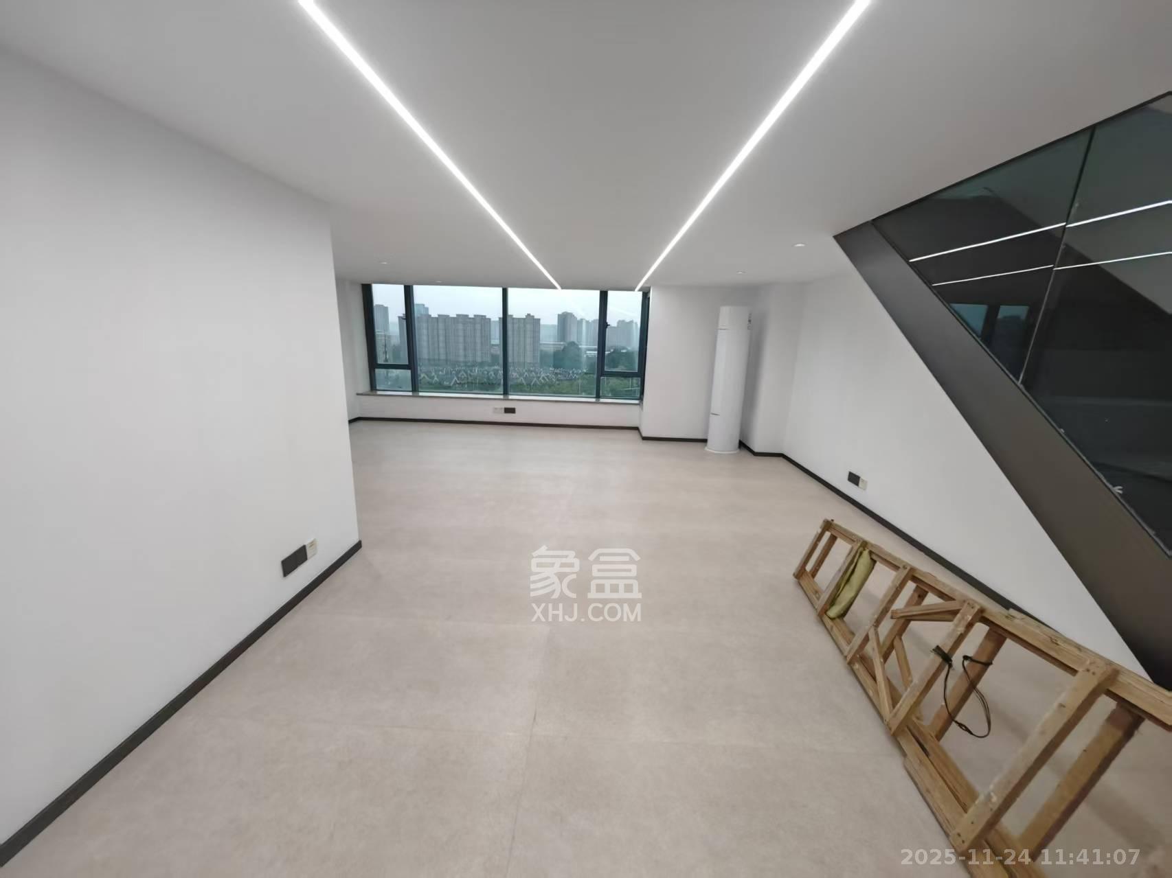 京武浪琴山三期（京武中心）  3室1厅1卫    12000.0元/月室内图