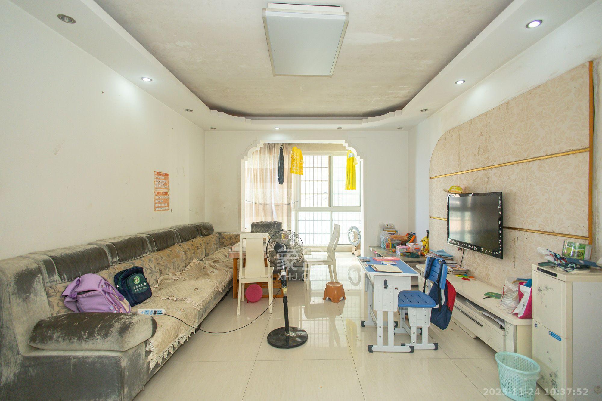 楚天世纪城东苑  2室2厅1卫    1500.0元/月室内图