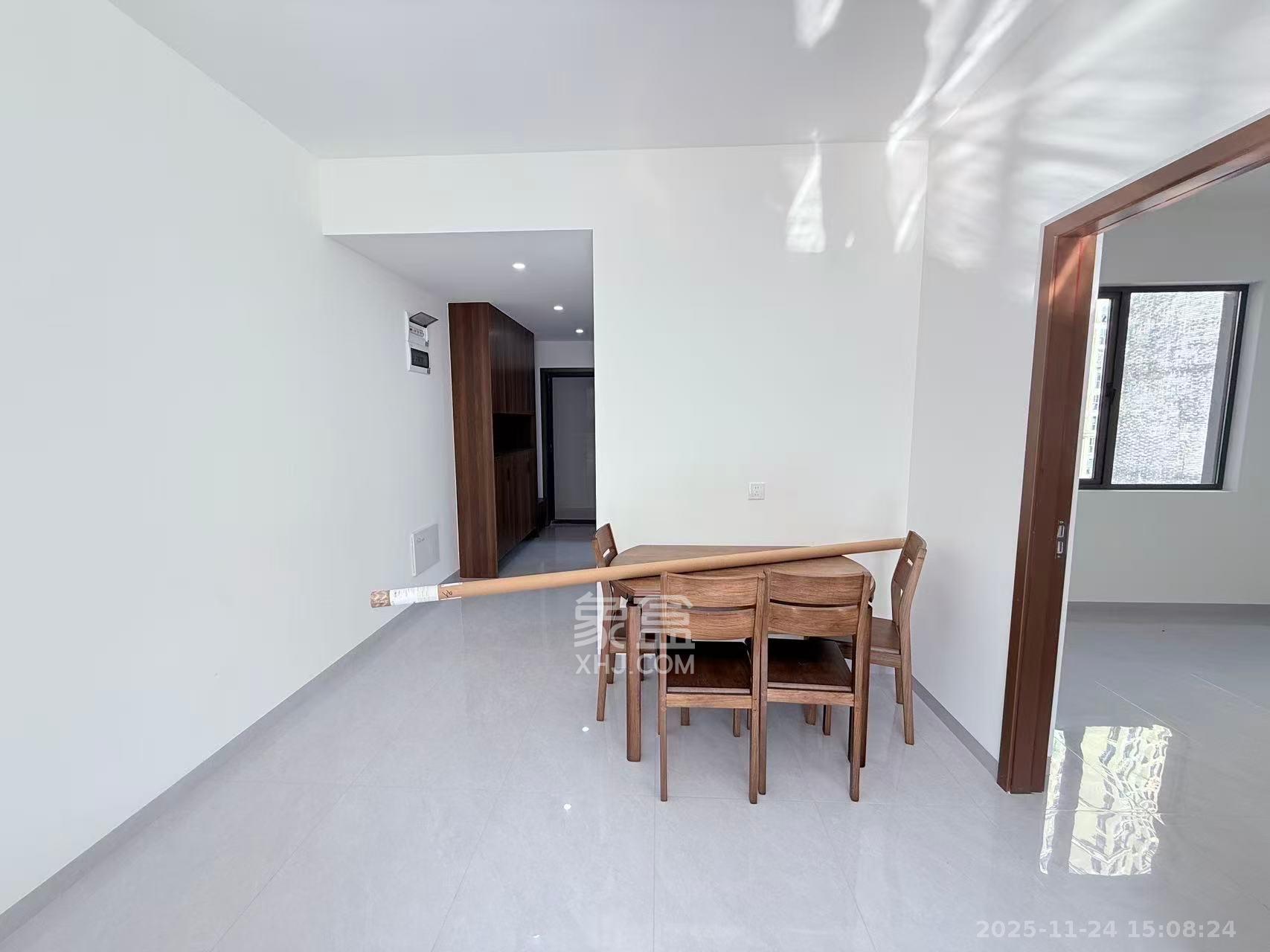 湖湘时代名邸公园壹号  2室1厅1卫    2400.0元/月室内图