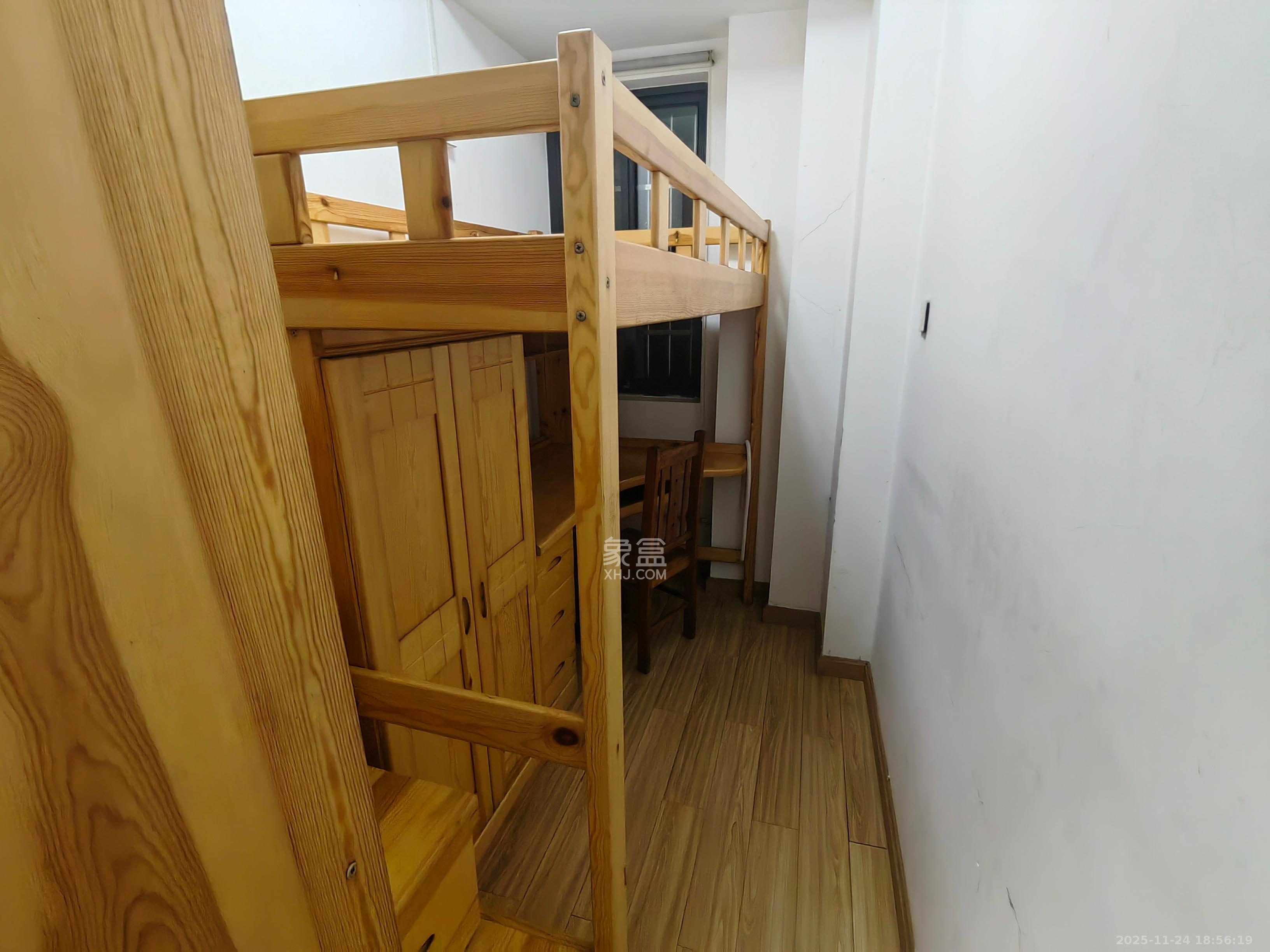 世纪桃花苑  1室1厅1卫    1500.0元/月室内图