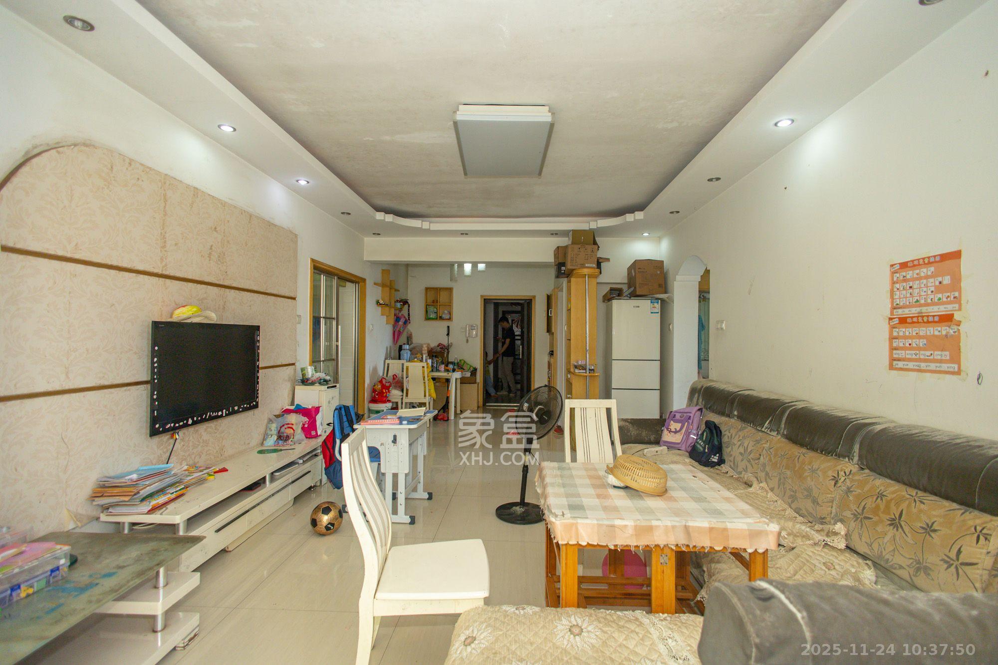 楚天世纪城东苑 2室2厅1卫 1500.0元/月 楚天世纪城东苑 2室2厅1卫 1500.0元/月室内图