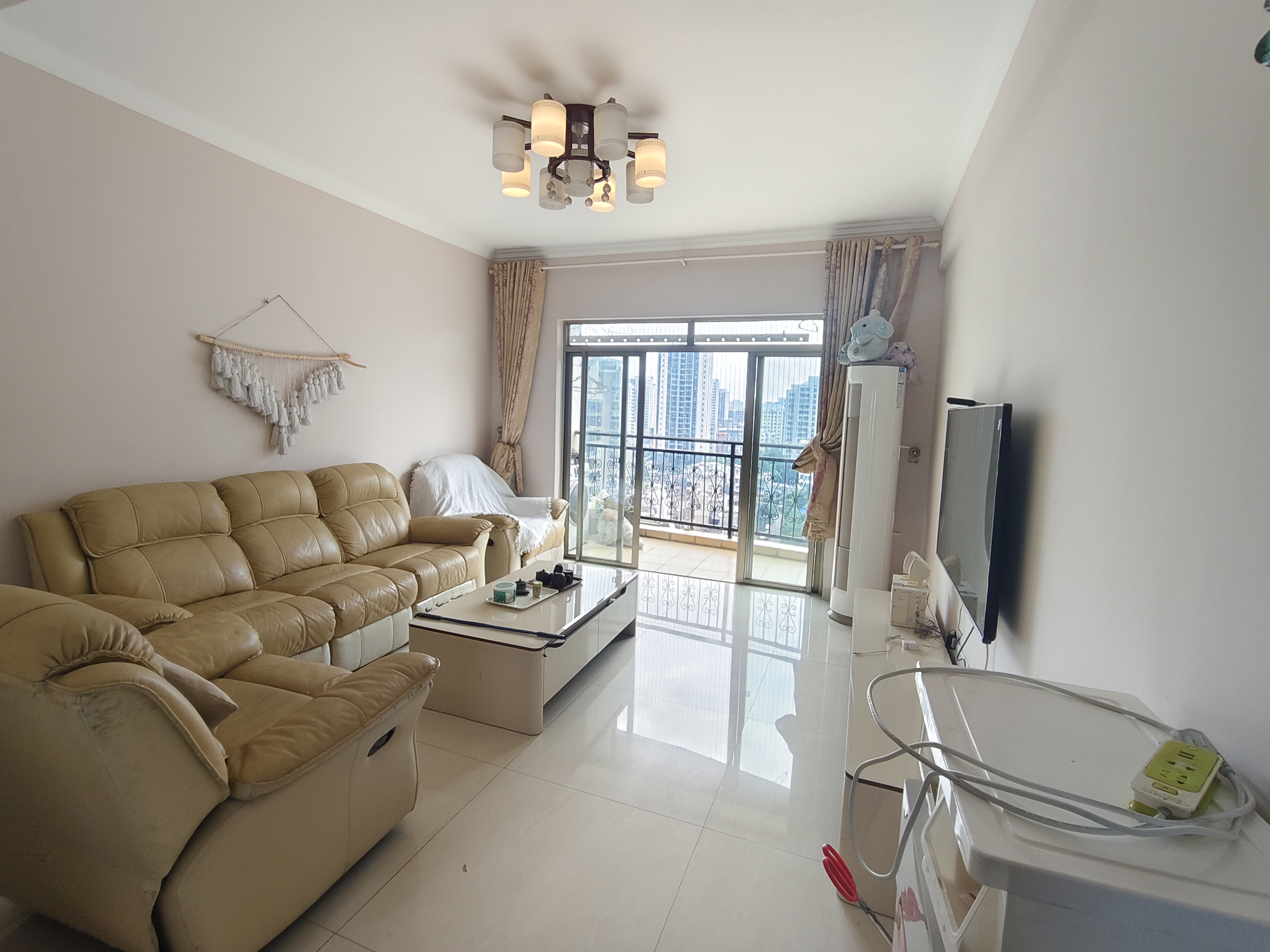 升宇雅苑 2室2厅1卫 2400.0元/月 升宇雅苑 2室2厅1卫 2400.0元/月室内图