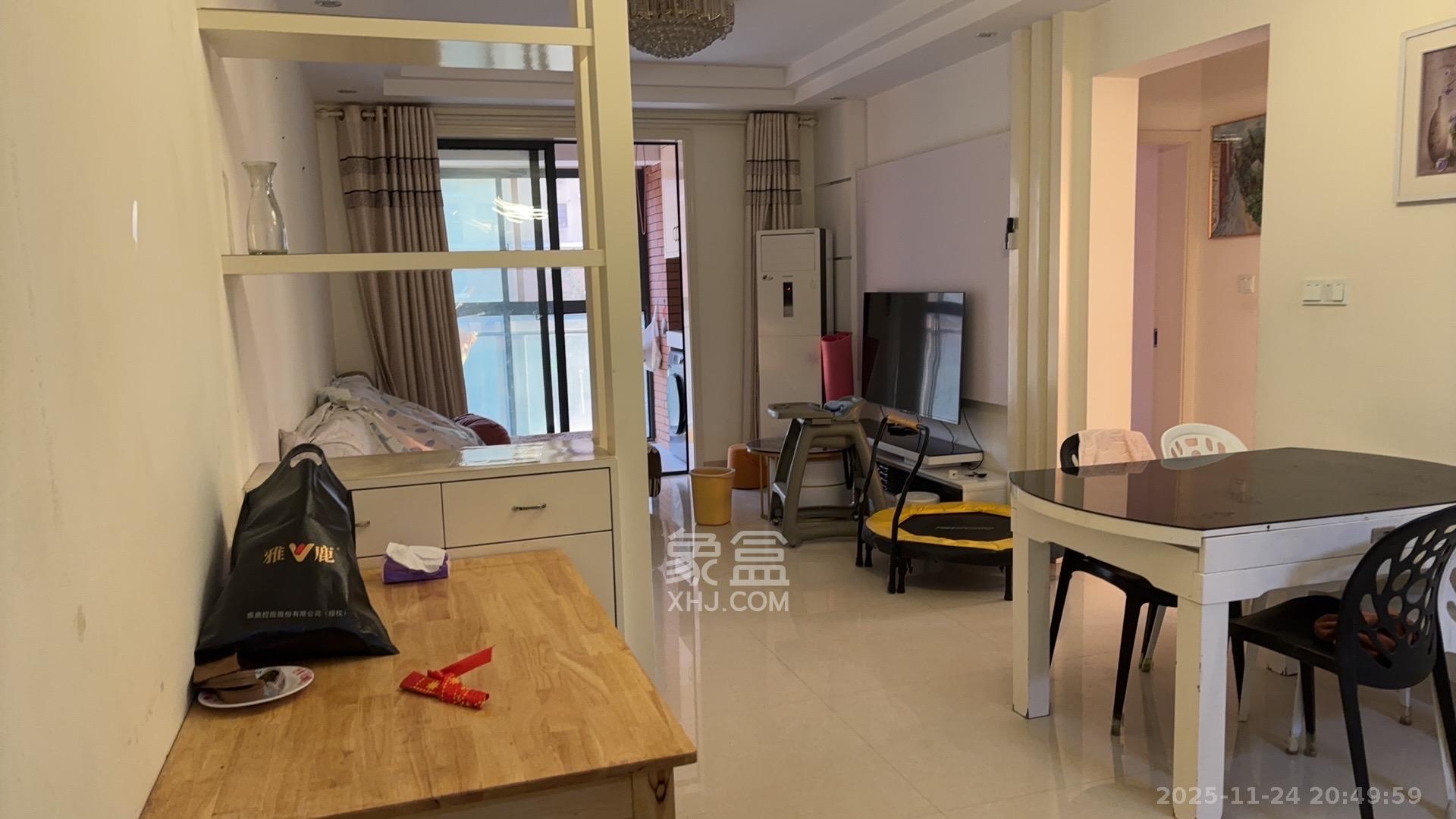 北京御园一二期（国泰嘉园）  1室2厅1卫    2000.0元/月室内图