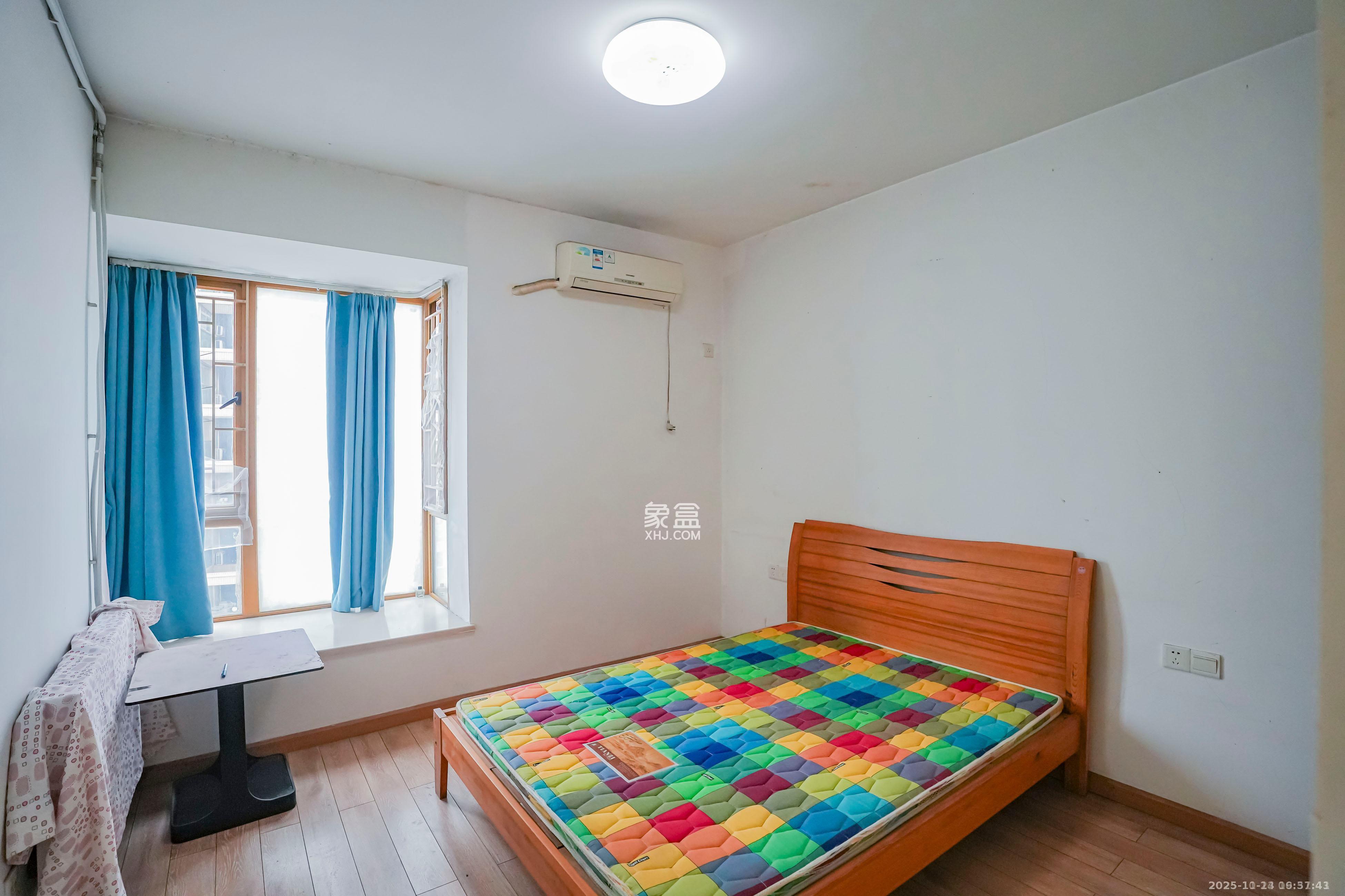 天健芙蓉盛世一期 3室2厅1卫 3500.0元/月 天健芙蓉盛世一期 3室2厅1卫 3500.0元/月室内图