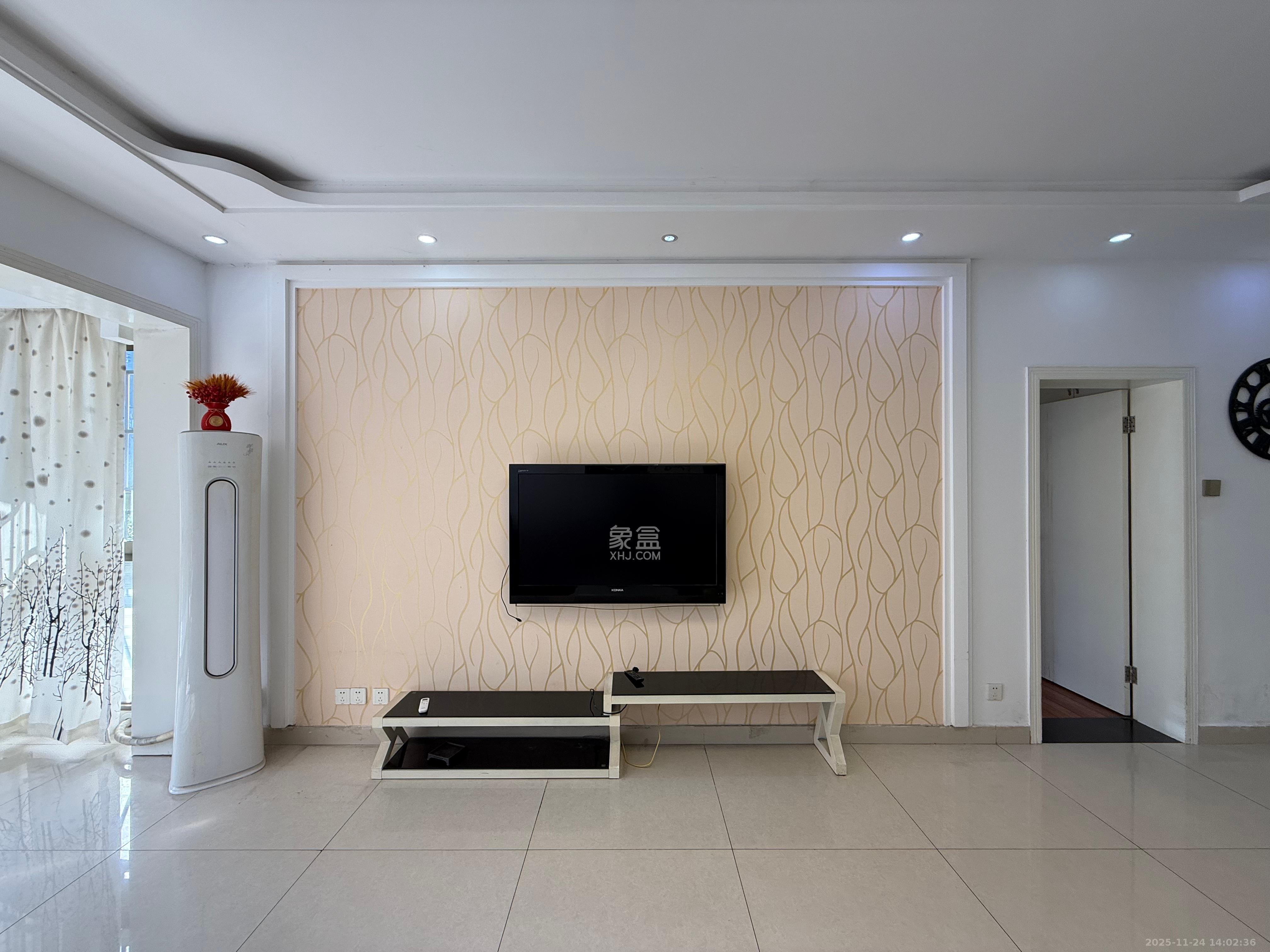 明珠苑 3室2厅2卫 2600.0元/月 明珠苑 3室2厅2卫 2600.0元/月室内图