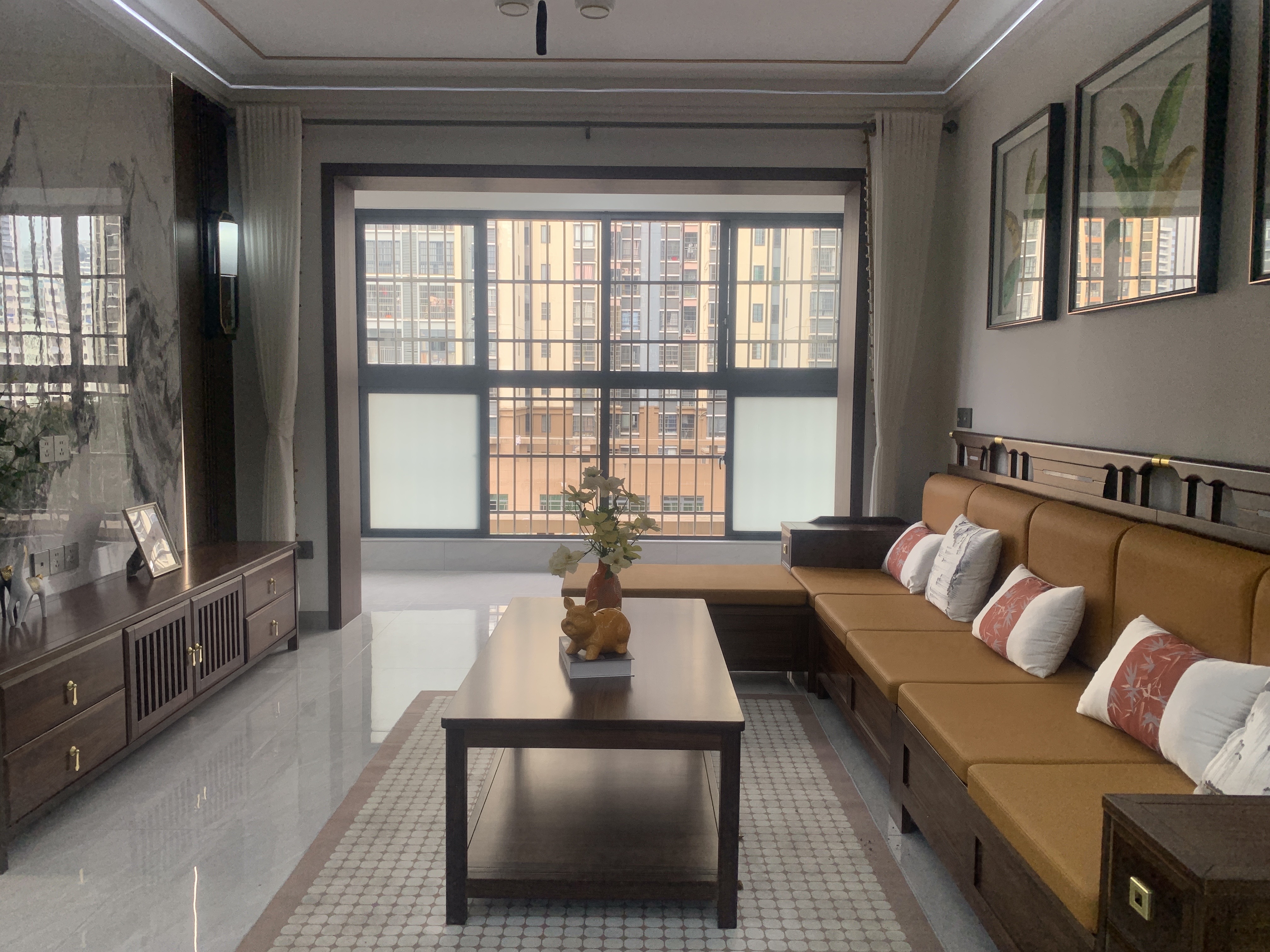 道客和悦坊  3室2厅2卫    153.0万客厅