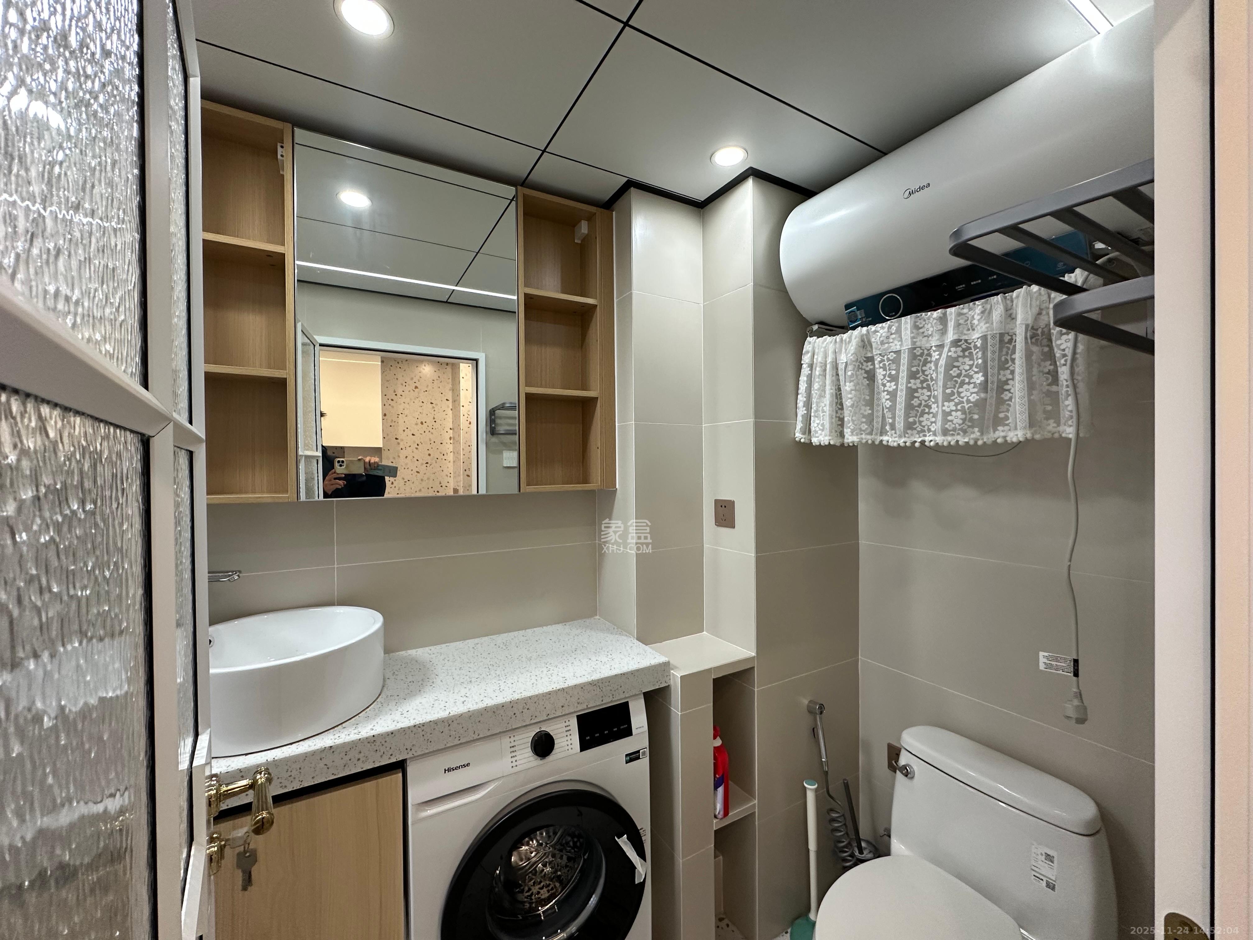 五江天街天寓  1室1厅1卫    1300.0元/月室内图