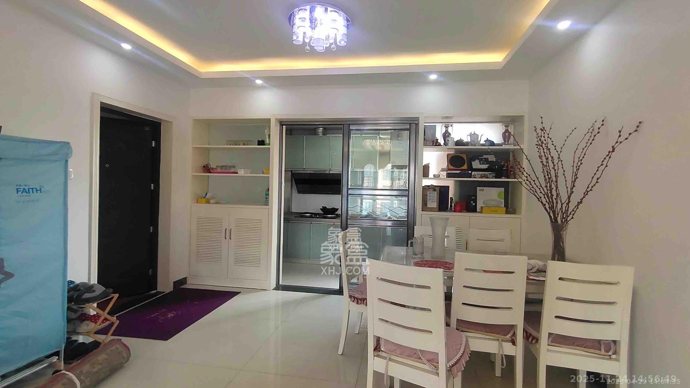 丽发新城  4室2厅2卫    2600.0元/月室内图