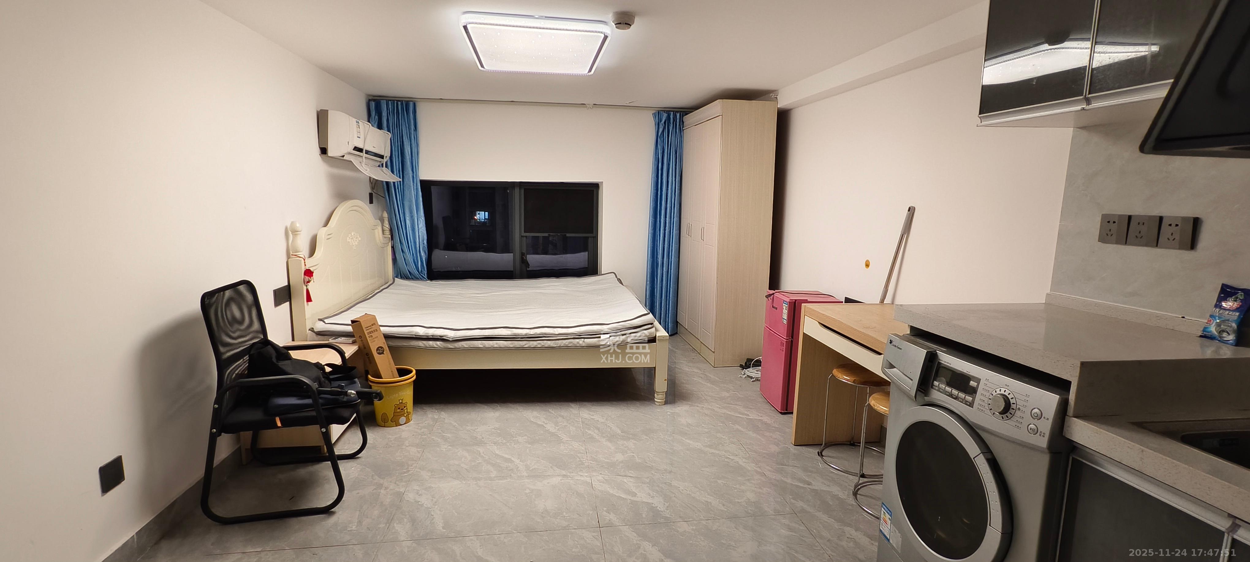 力高凤凰新天 1室1厅1卫 1300.0元/月 力高凤凰新天 1室1厅1卫 1300.0元/月室内图