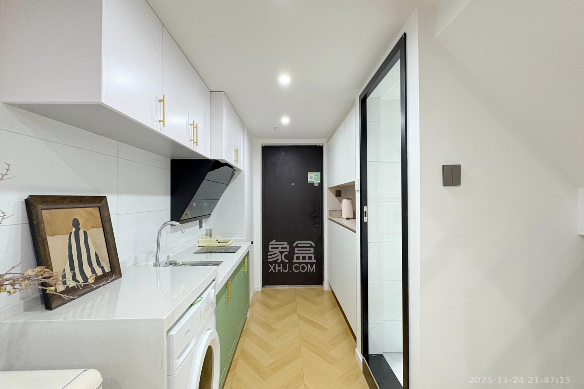 华润置地中心  2室1厅1卫    60.0万厨房