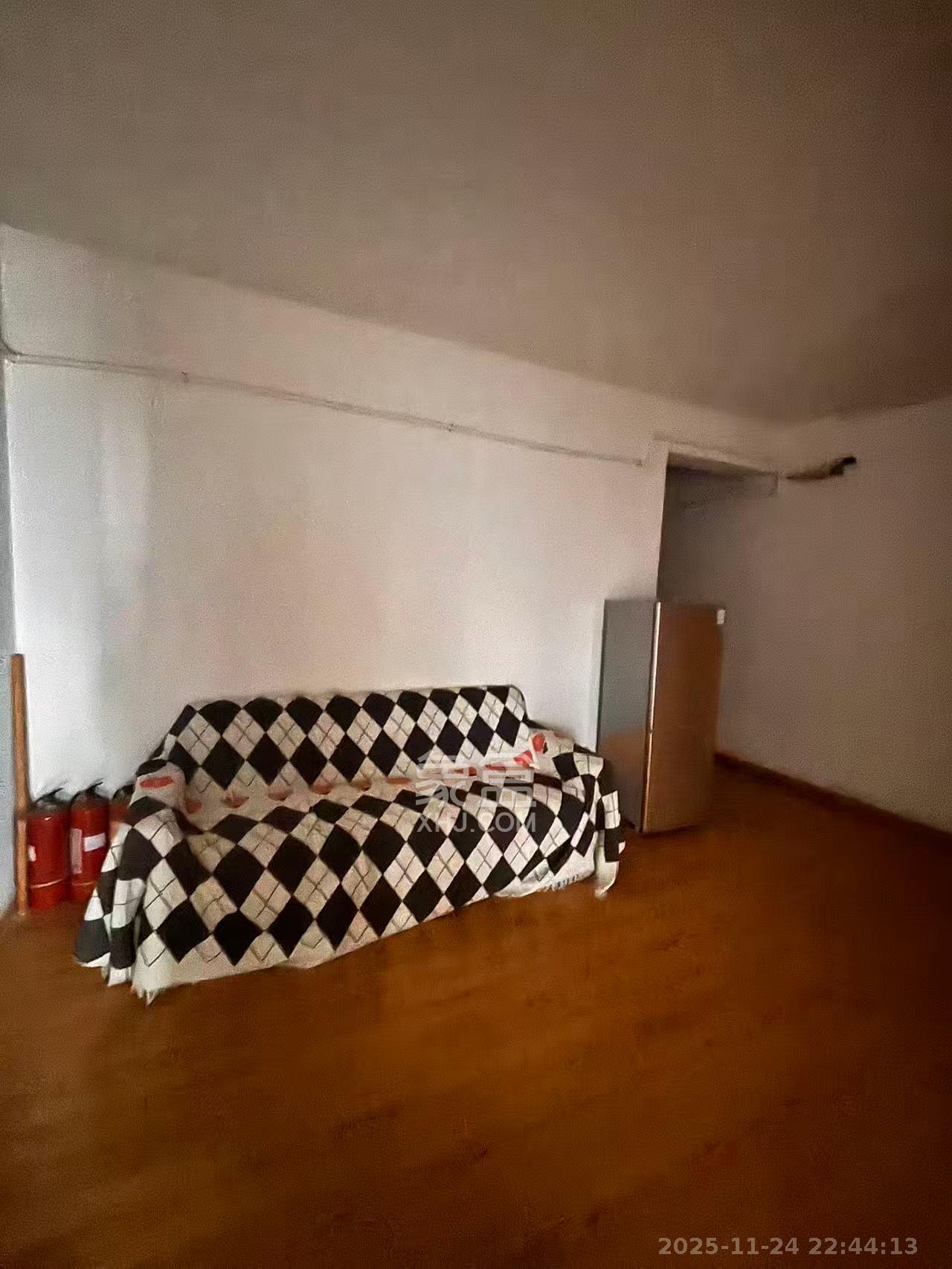 华联花园  2室1厅1卫    1650.0元/月室内图