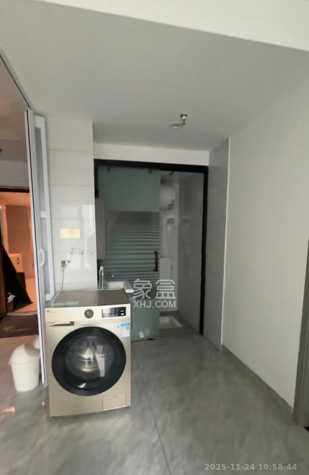 奥园城市天骄一期  1室1厅1卫    1900.0元/月室内图