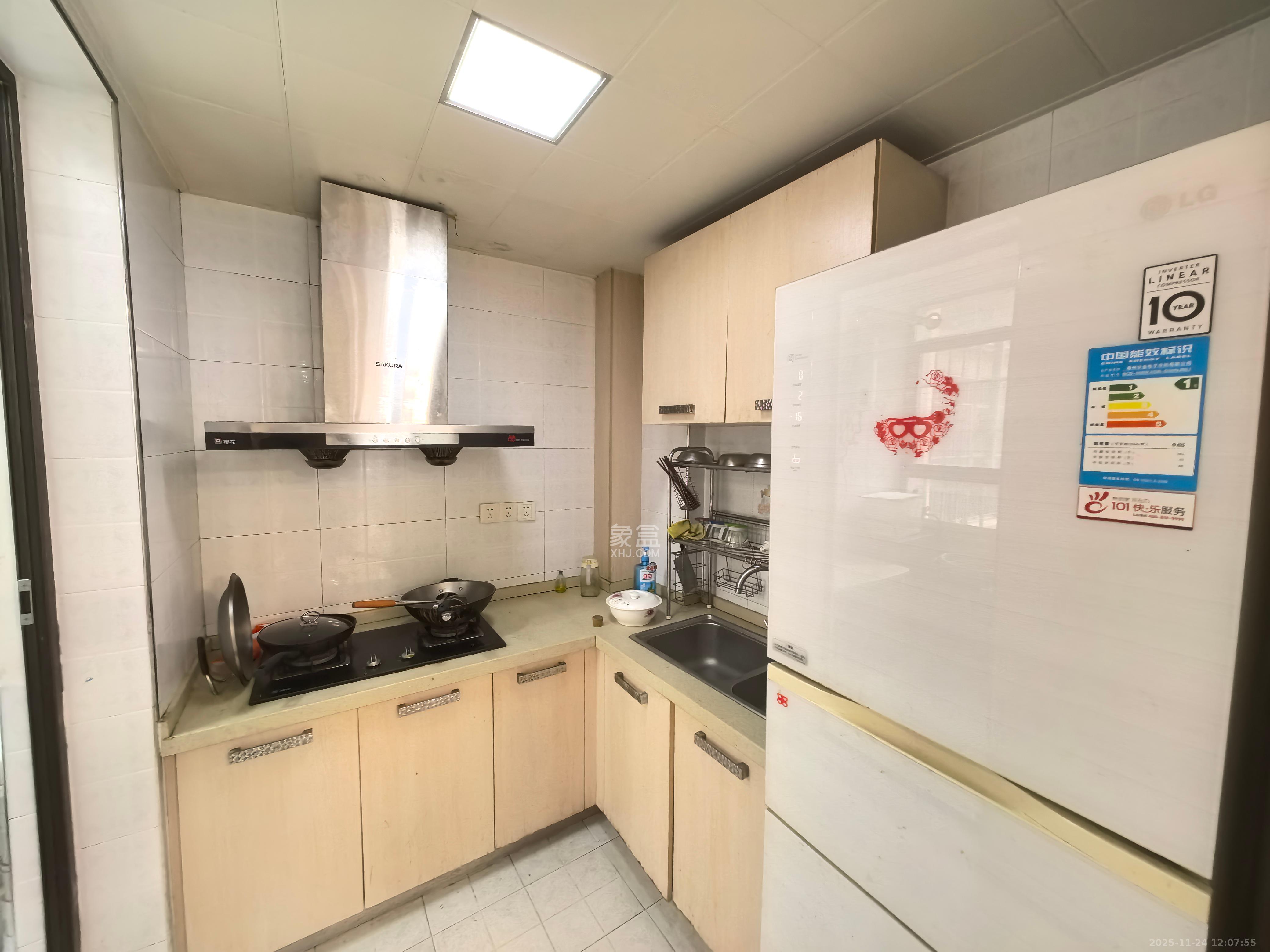 华润凤凰城三期 2室2厅1卫 1900.0元/月 华润凤凰城三期 2室2厅1卫 1900.0元/月室内图