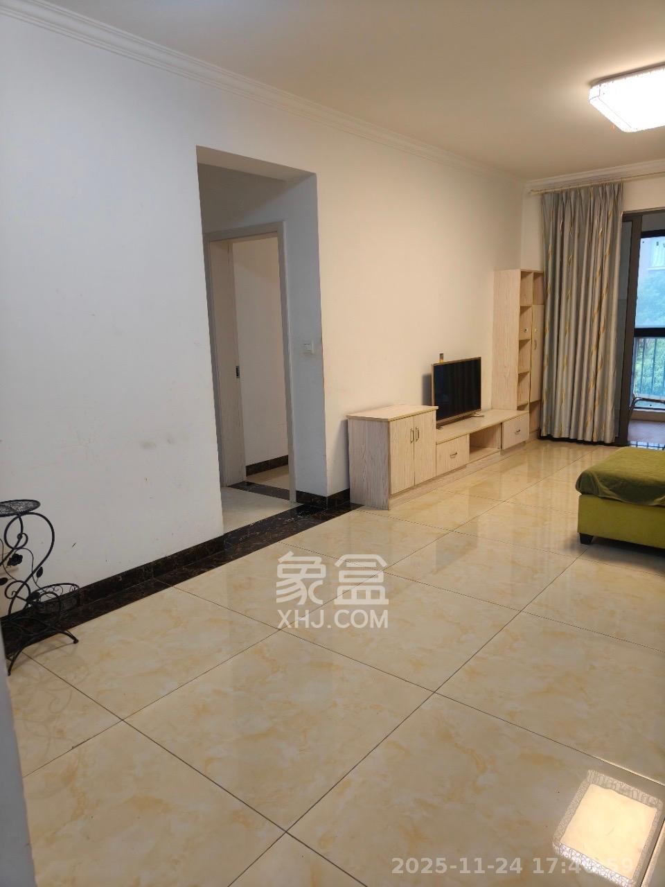 鑫远御文台一期  2室2厅1卫    2100.0元/月室内图