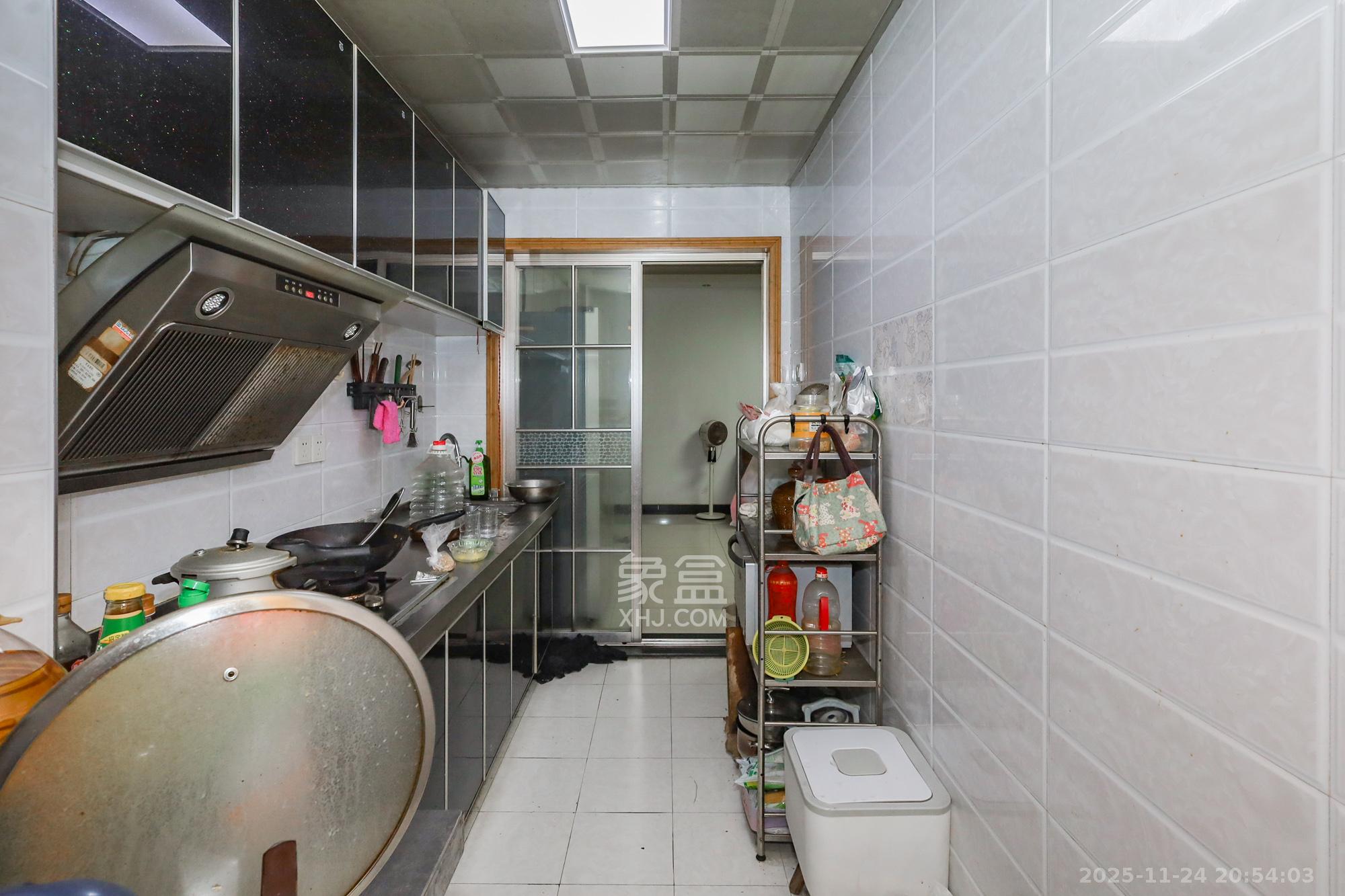 德润园 2室2厅1卫 68.0万 德润园 2室2厅1卫 68.0万厨房