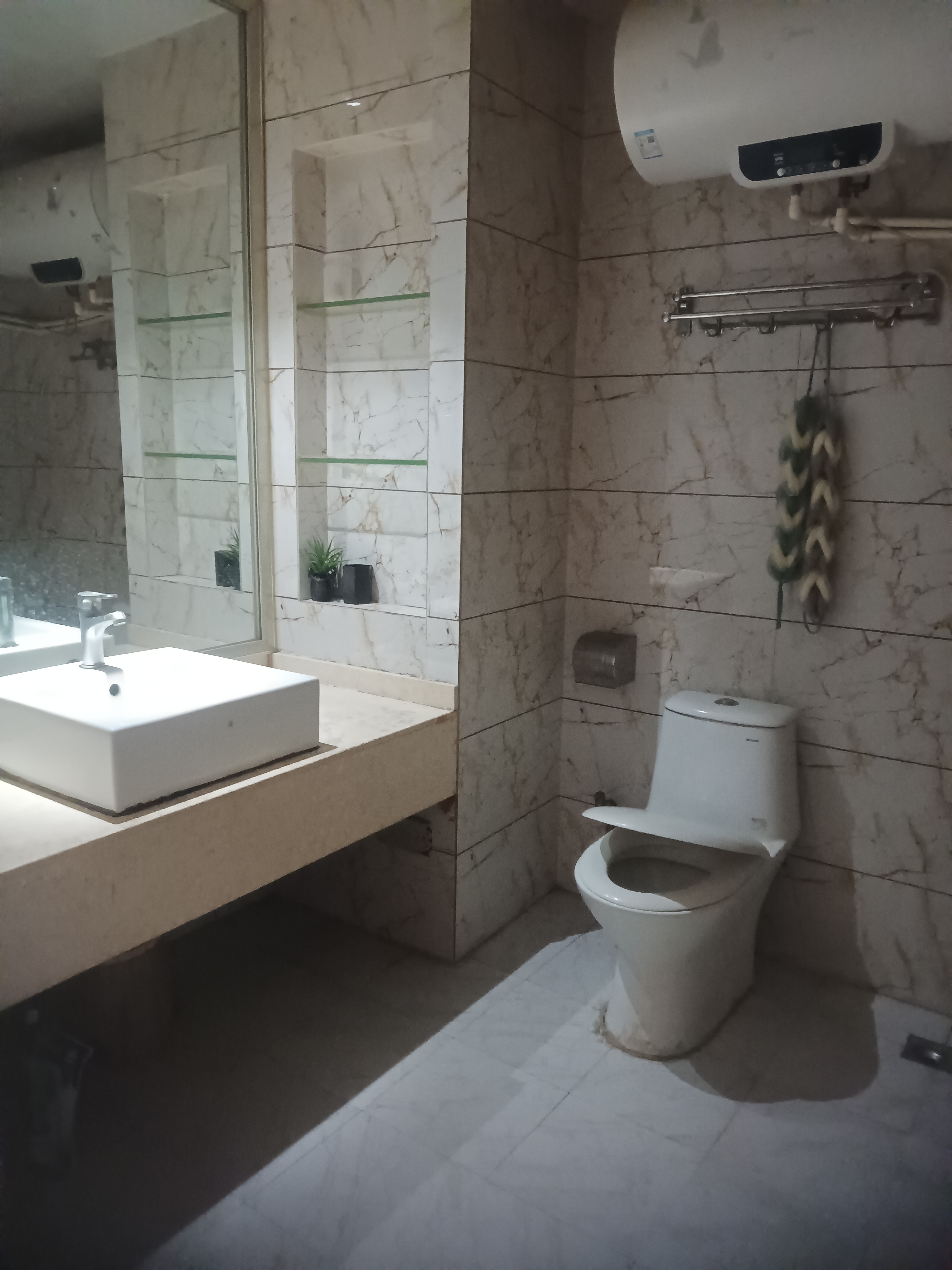 和平路行政公馆 1室1厅1卫 1100.0元/月 和平路行政公馆 1室1厅1卫 1100.0元/月室内图