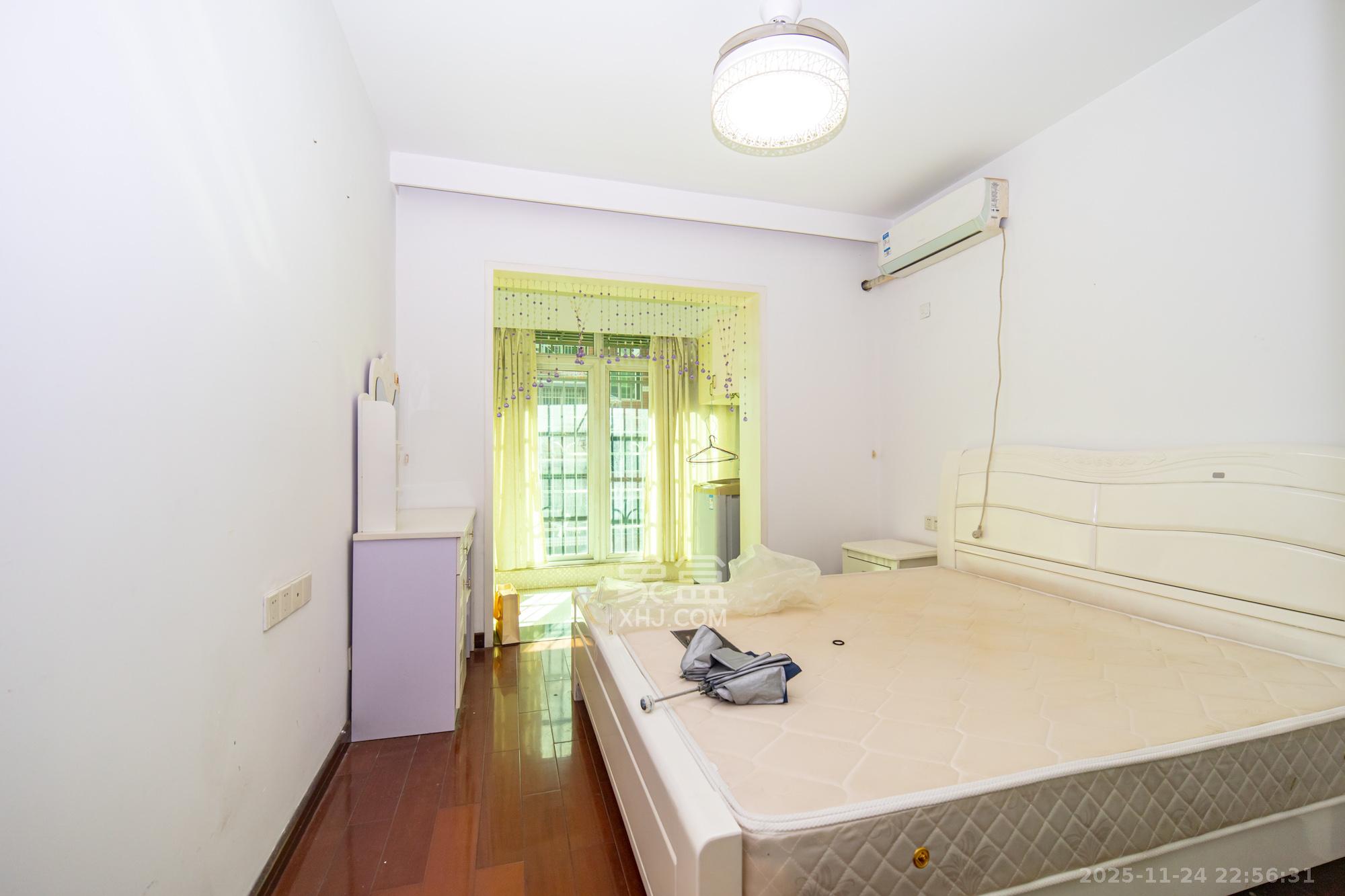 广泰家园  3室2厅2卫    60.0万卧室