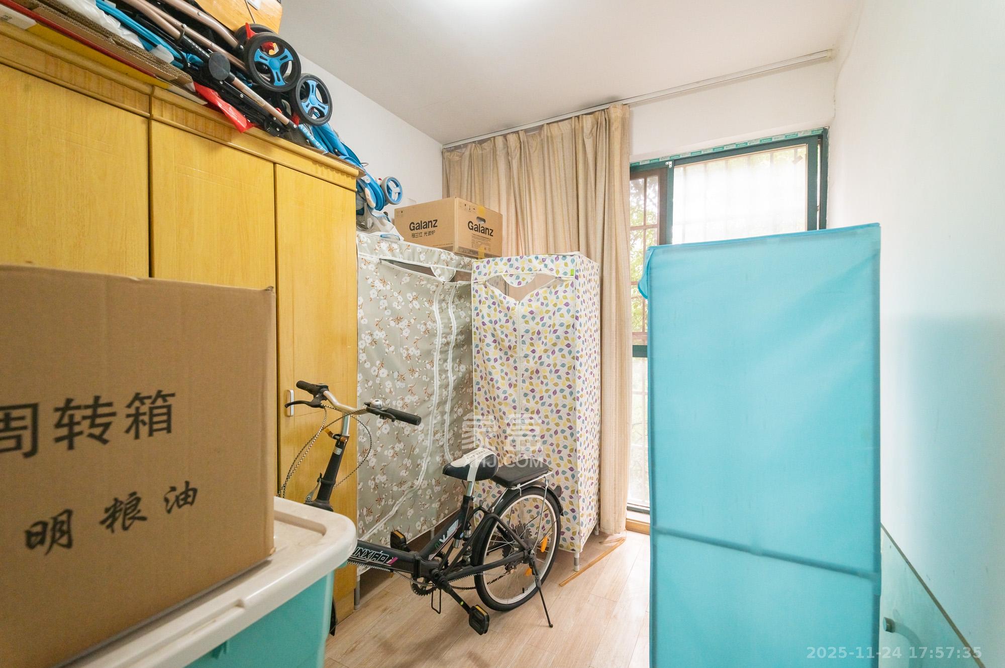 筑梦佳园 3室2厅1卫 49.0万 筑梦佳园 3室2厅1卫 49.0万卧室