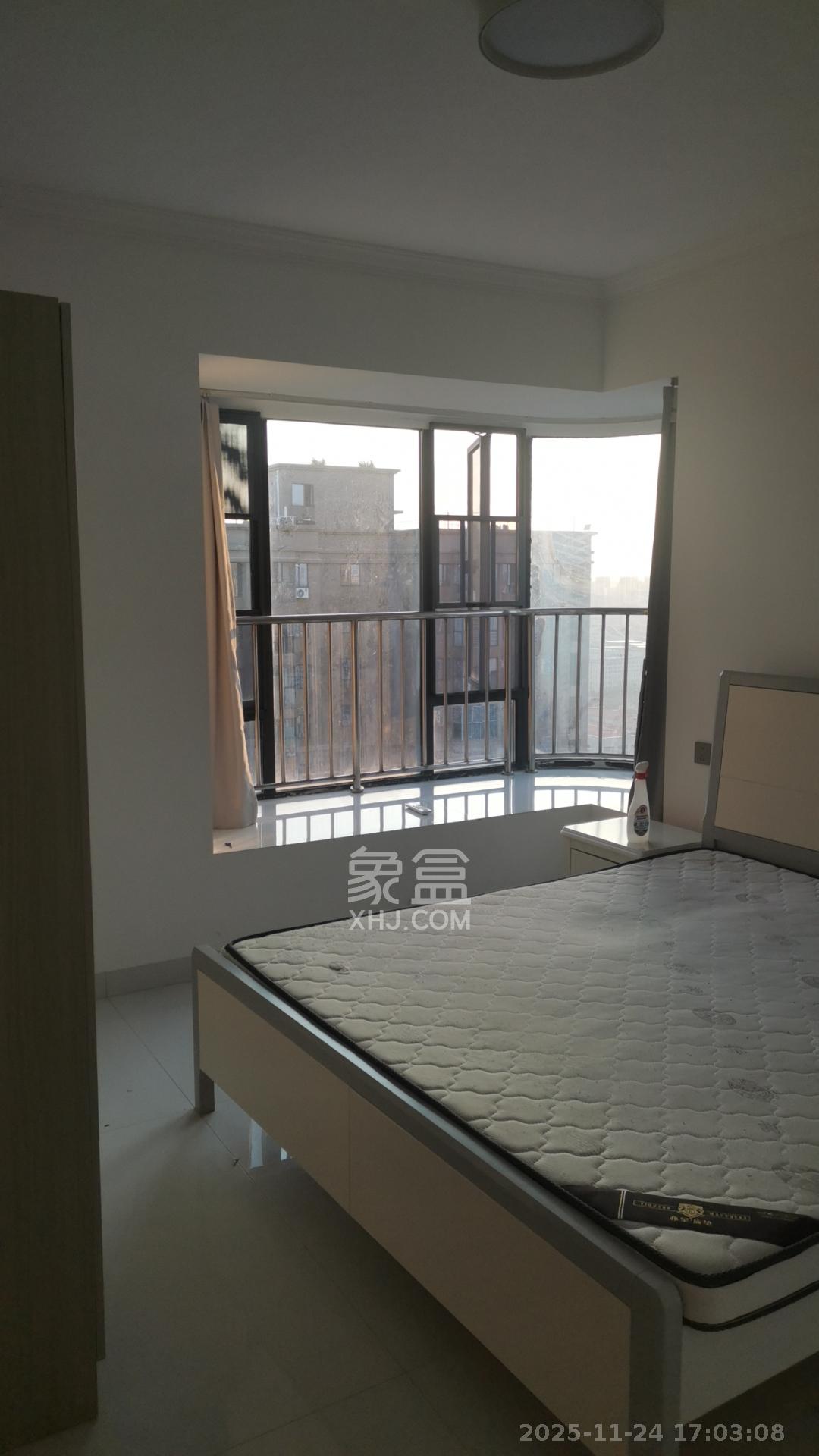 富春山 4室2厅2卫 3000.0元/月 富春山 4室2厅2卫 3000.0元/月室内图