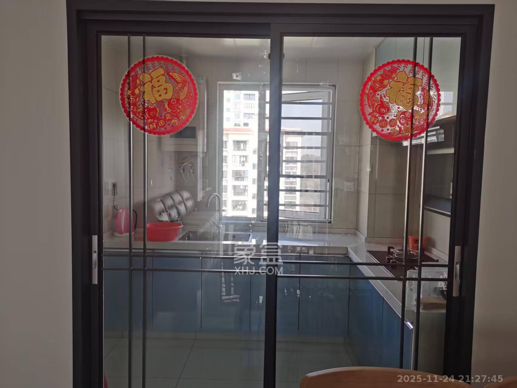 湘荷美苑 2室2厅1卫 2000.0元/月 湘荷美苑 2室2厅1卫 2000.0元/月室内图