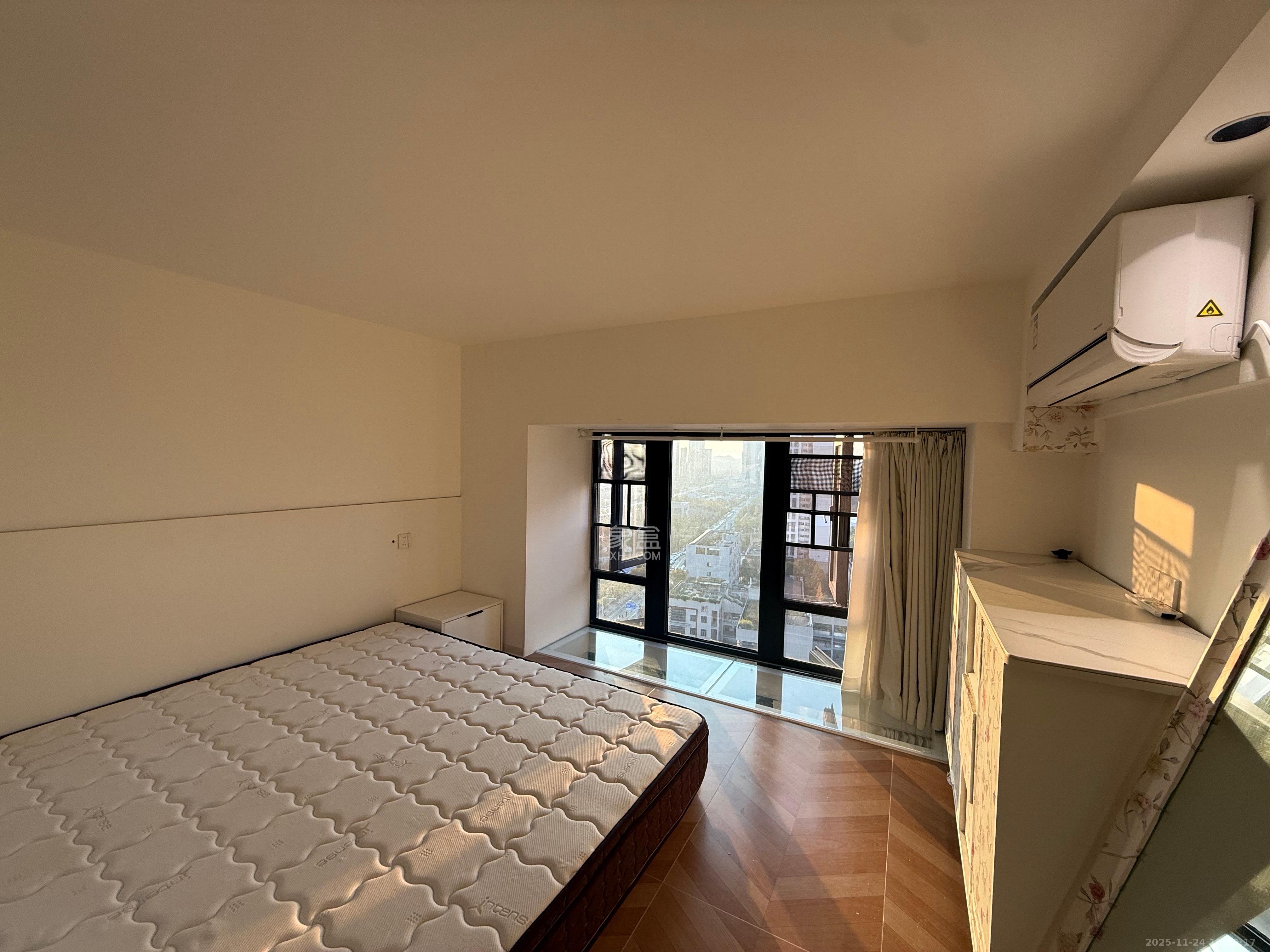 中海阅溪府  2室2厅2卫    2100.0元/月室内图