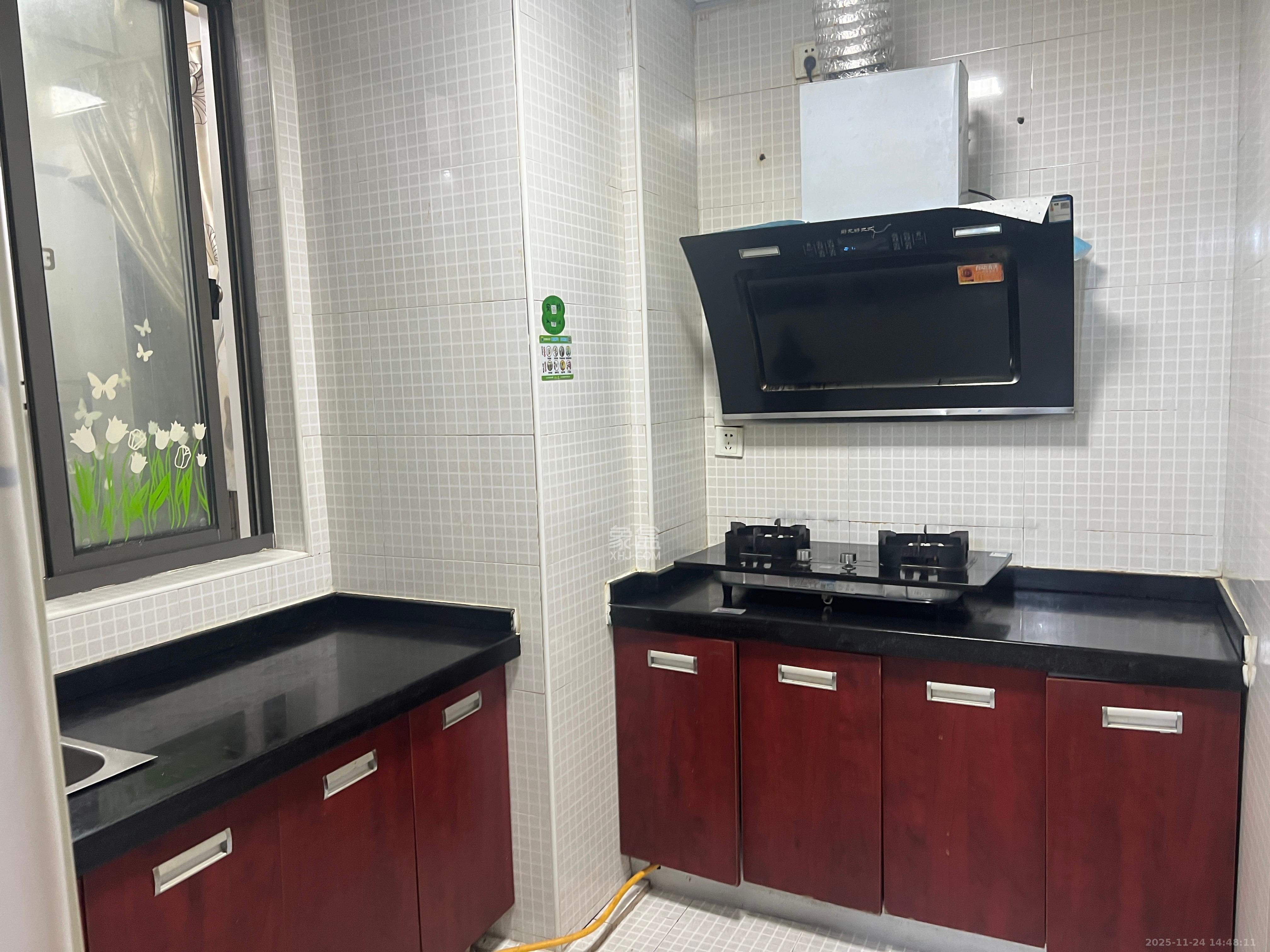 摩天一号  1室1厅1卫    1600.0元/月室内图