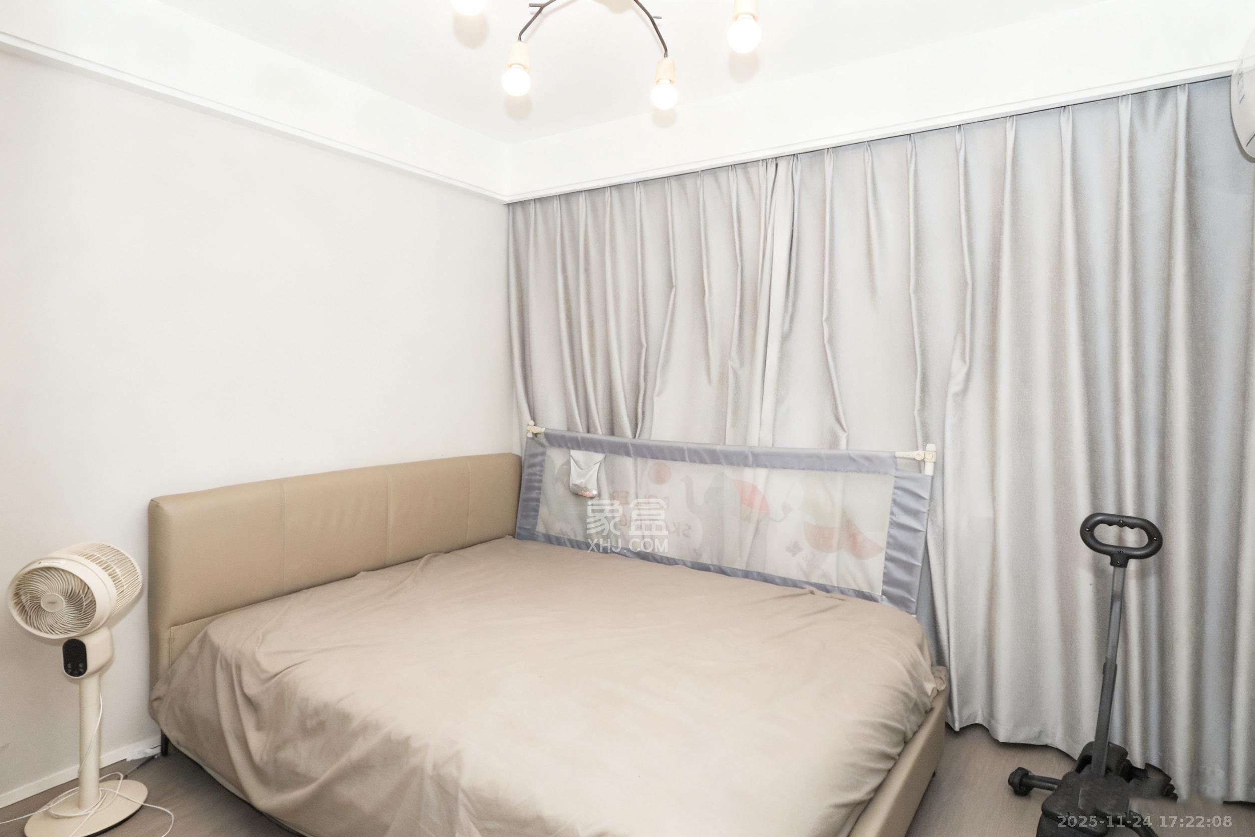 中国铁建梅溪青秀三期 4室2厅2卫 238.0万 中国铁建梅溪青秀三期 4室2厅2卫 238.0万卧室