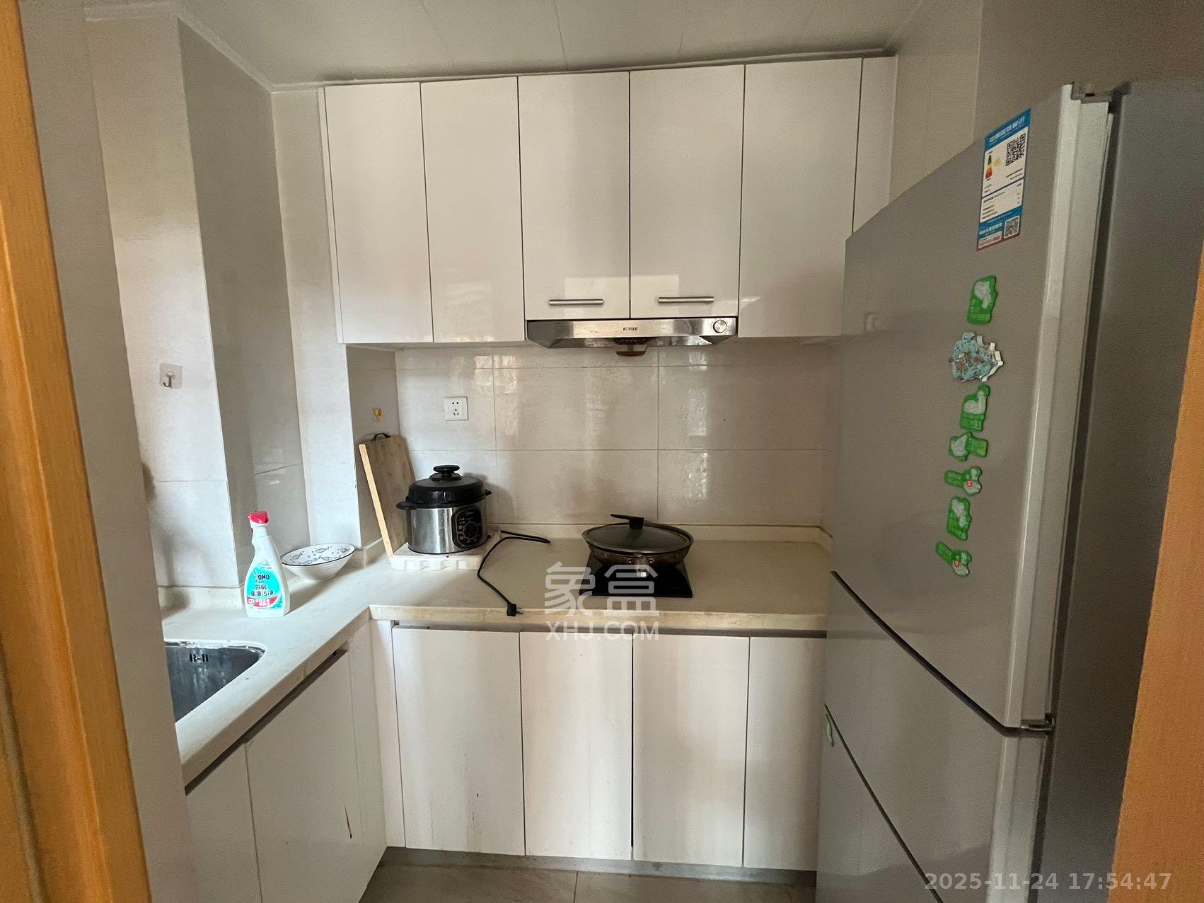 中海新城熙岸(中信新城五期) 1室0厅0卫 1400.0元/月 中海新城熙岸(中信新城五期) 1室0厅0卫 1400.0元/月室内图