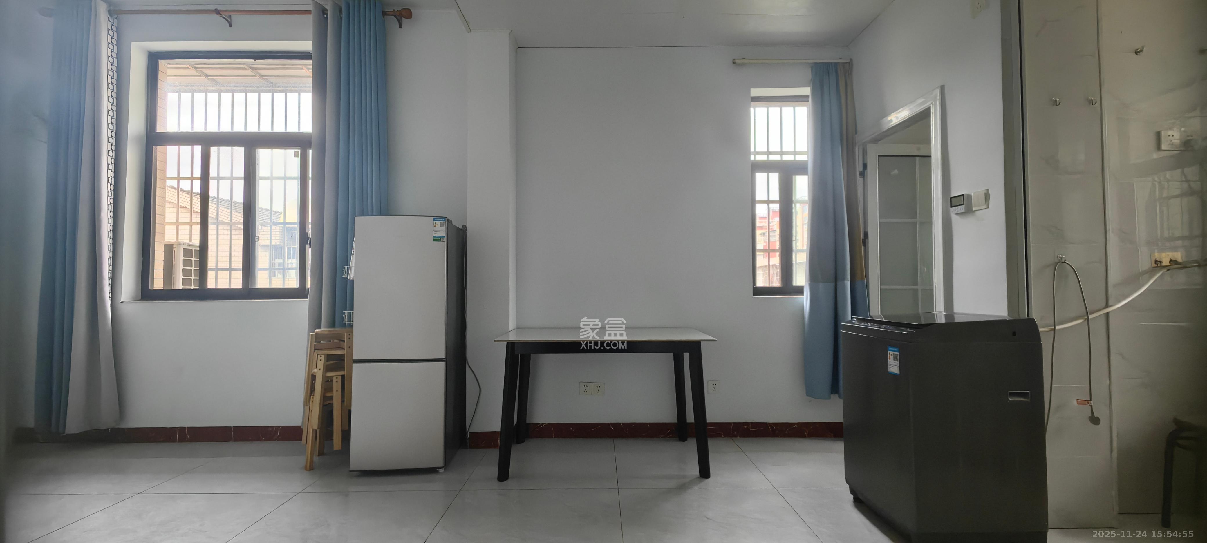 先福安置小区  1室1厅1卫    1700.0元/月